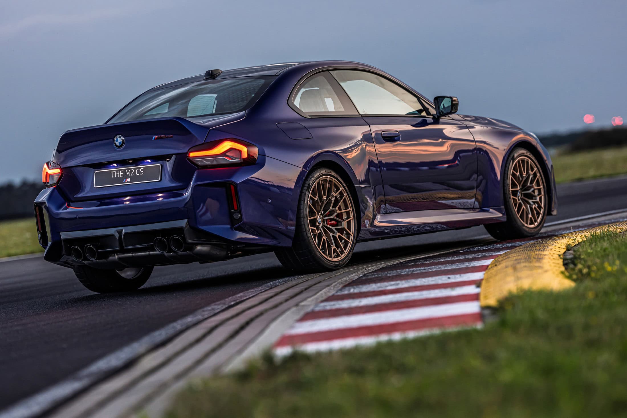 2200x1467 New BMW M2 CS Hits The Track In Poland