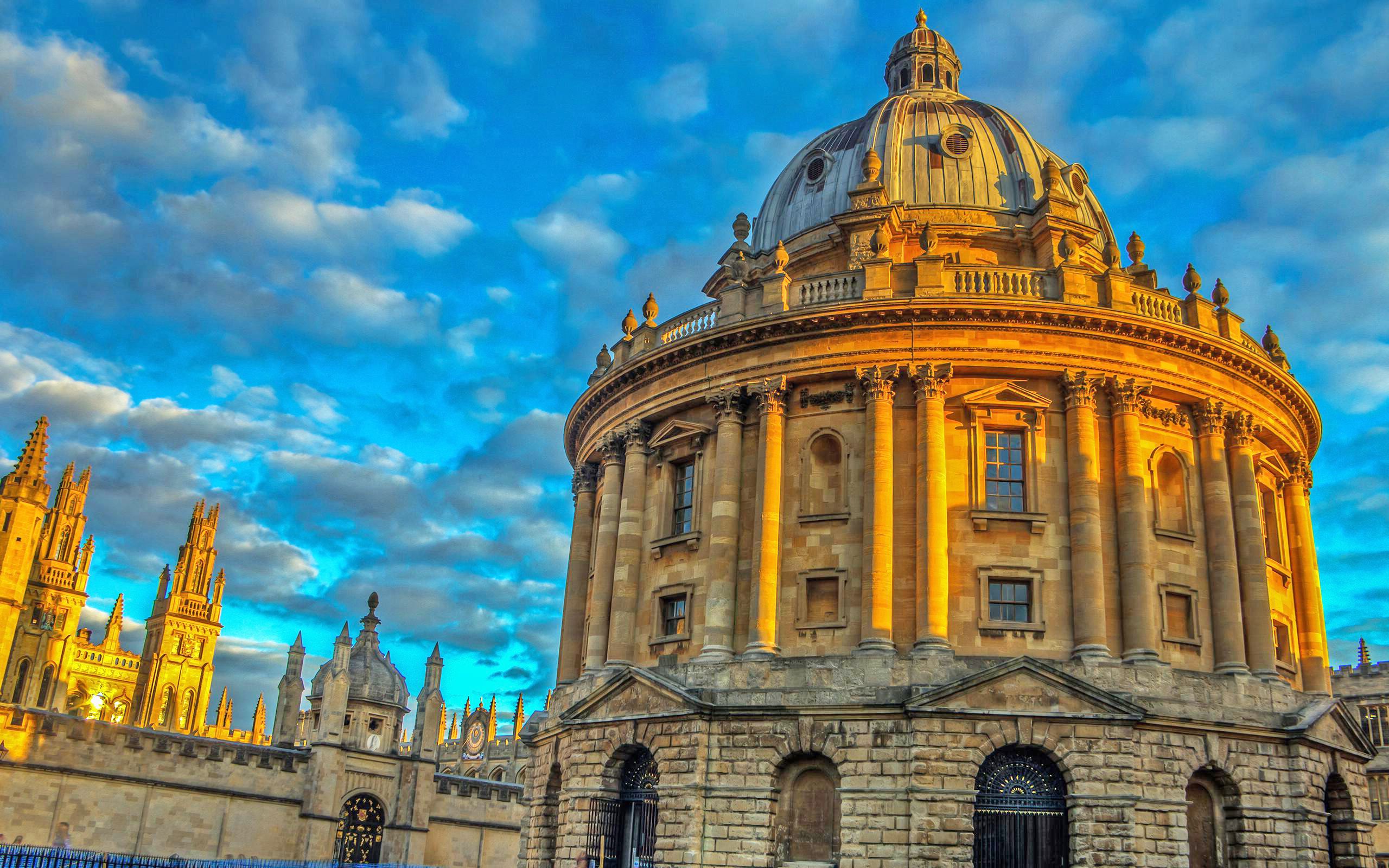 2560x1600 UGA at Oxford