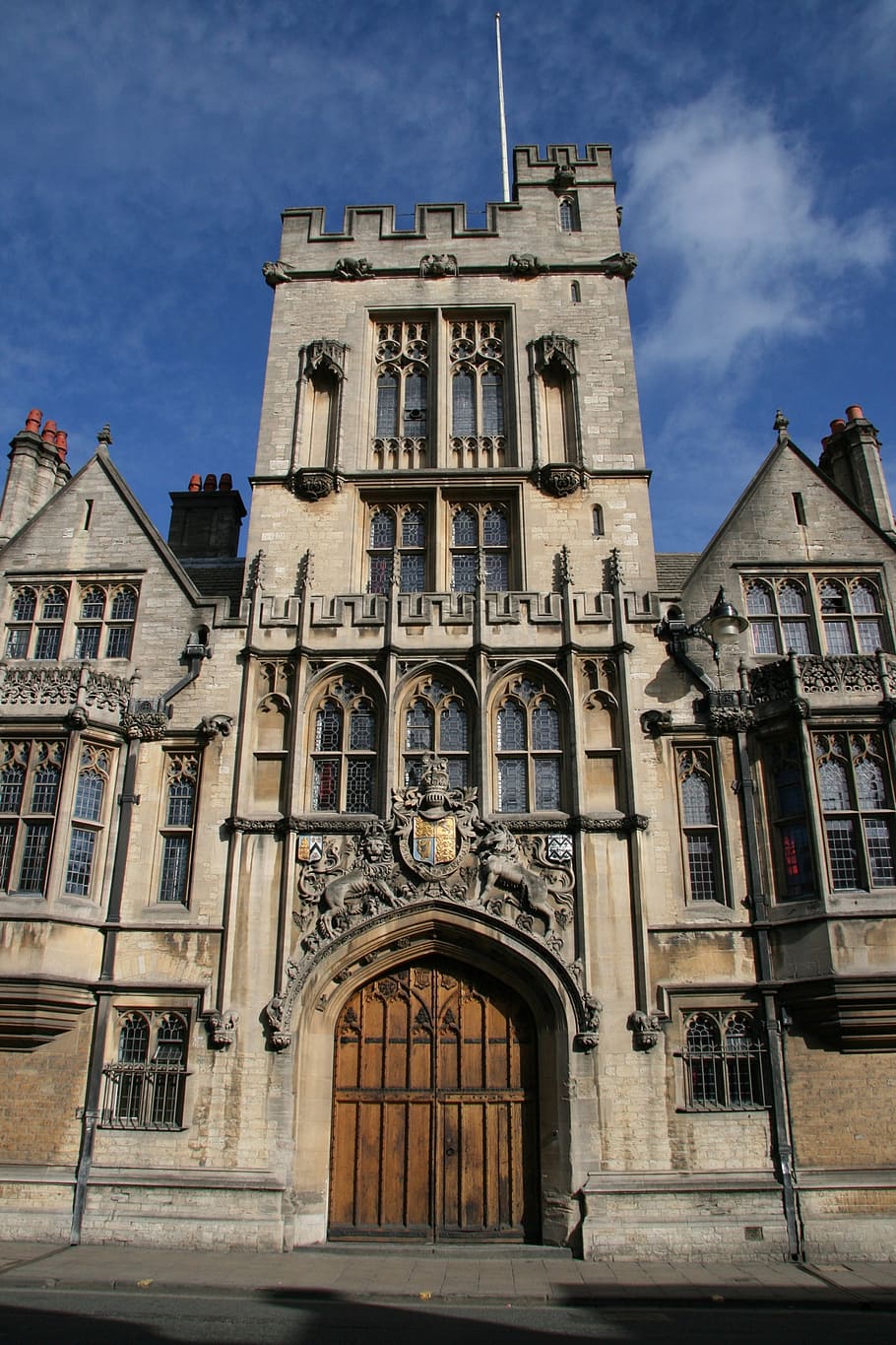 910x1365 HD wallpaper: oxford, england, tower, uk, architecture, building, landmark