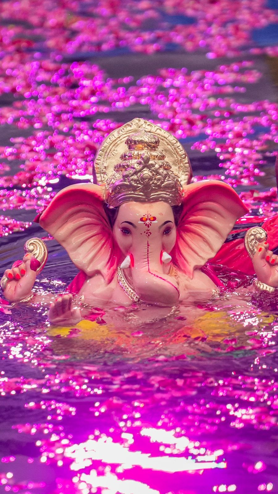 900x1600 Ganesh Visarjan 2025: Stunning visuals from vibrant processions across India