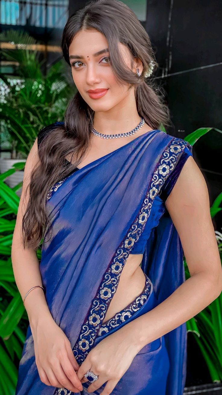 736x1308 bhagyashri Borse wallpaper