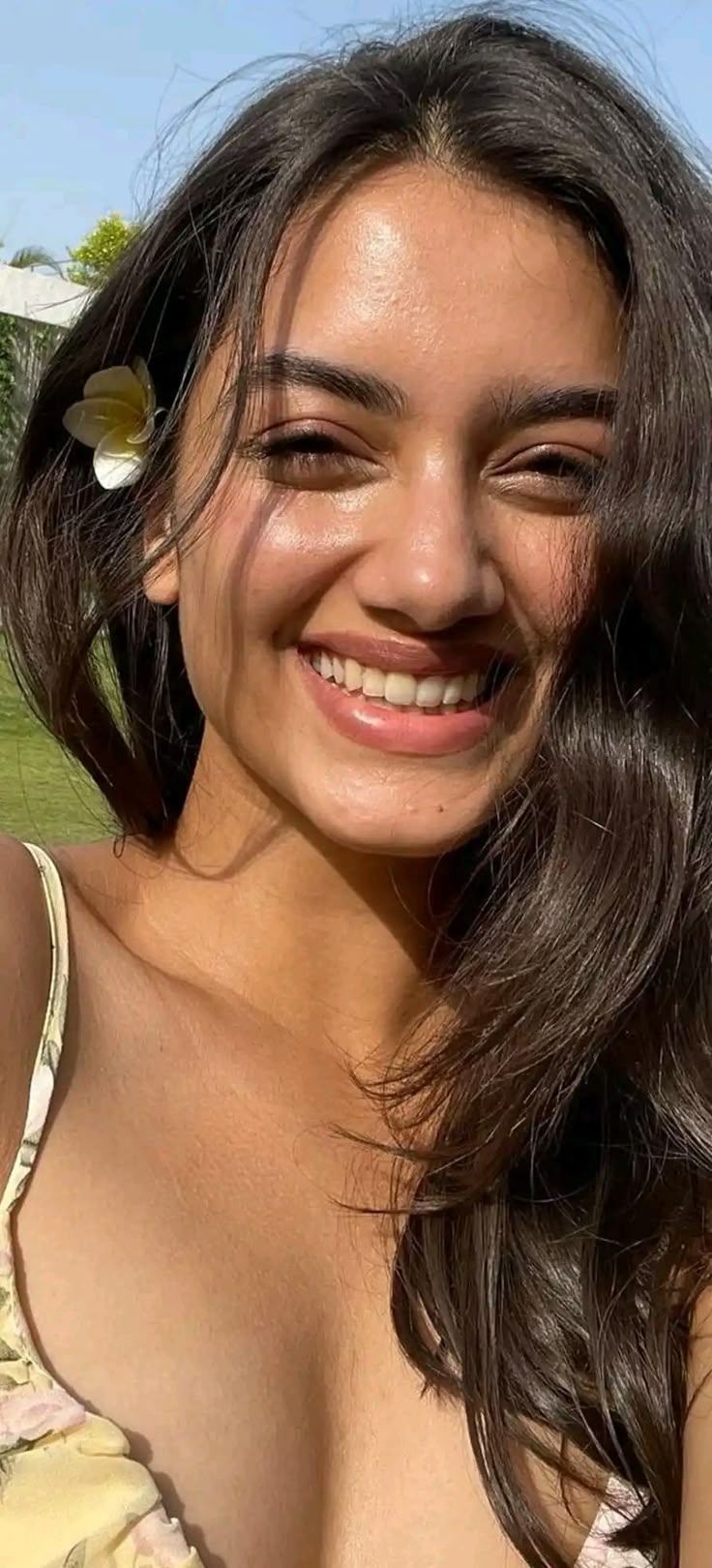 736x1620 Bhagyashri Borse