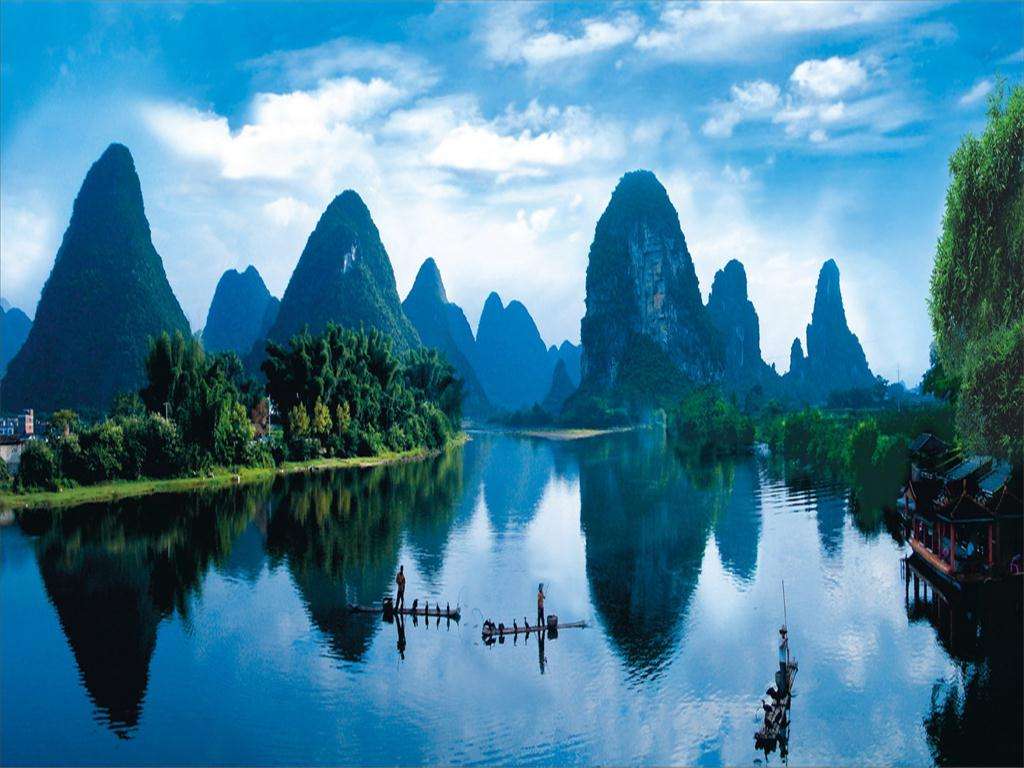 1024x768 Stunning Guilin: Legends Of The Limestone Peaks And Caves