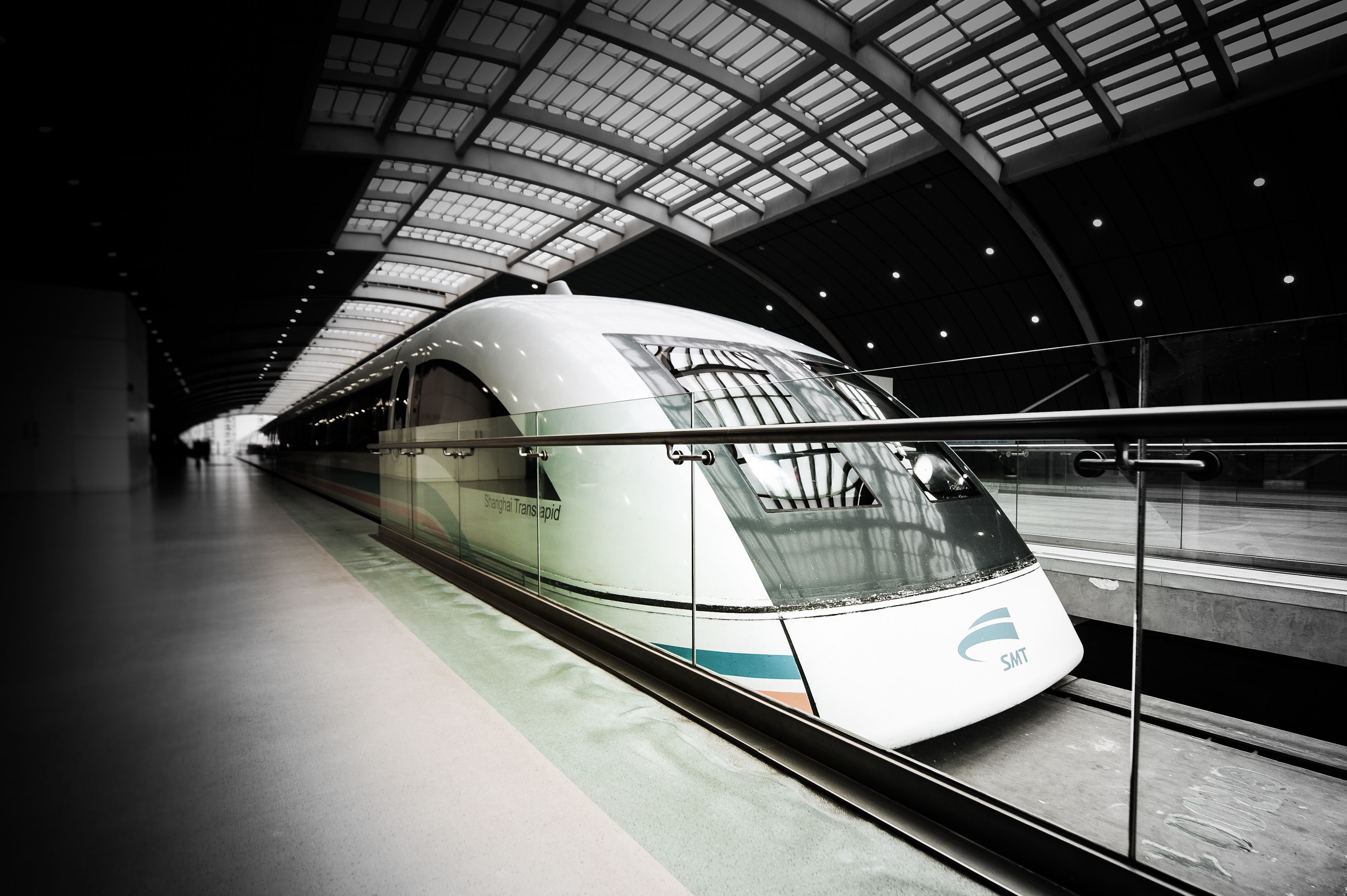 3795x2525 Shanghai MagLev Express