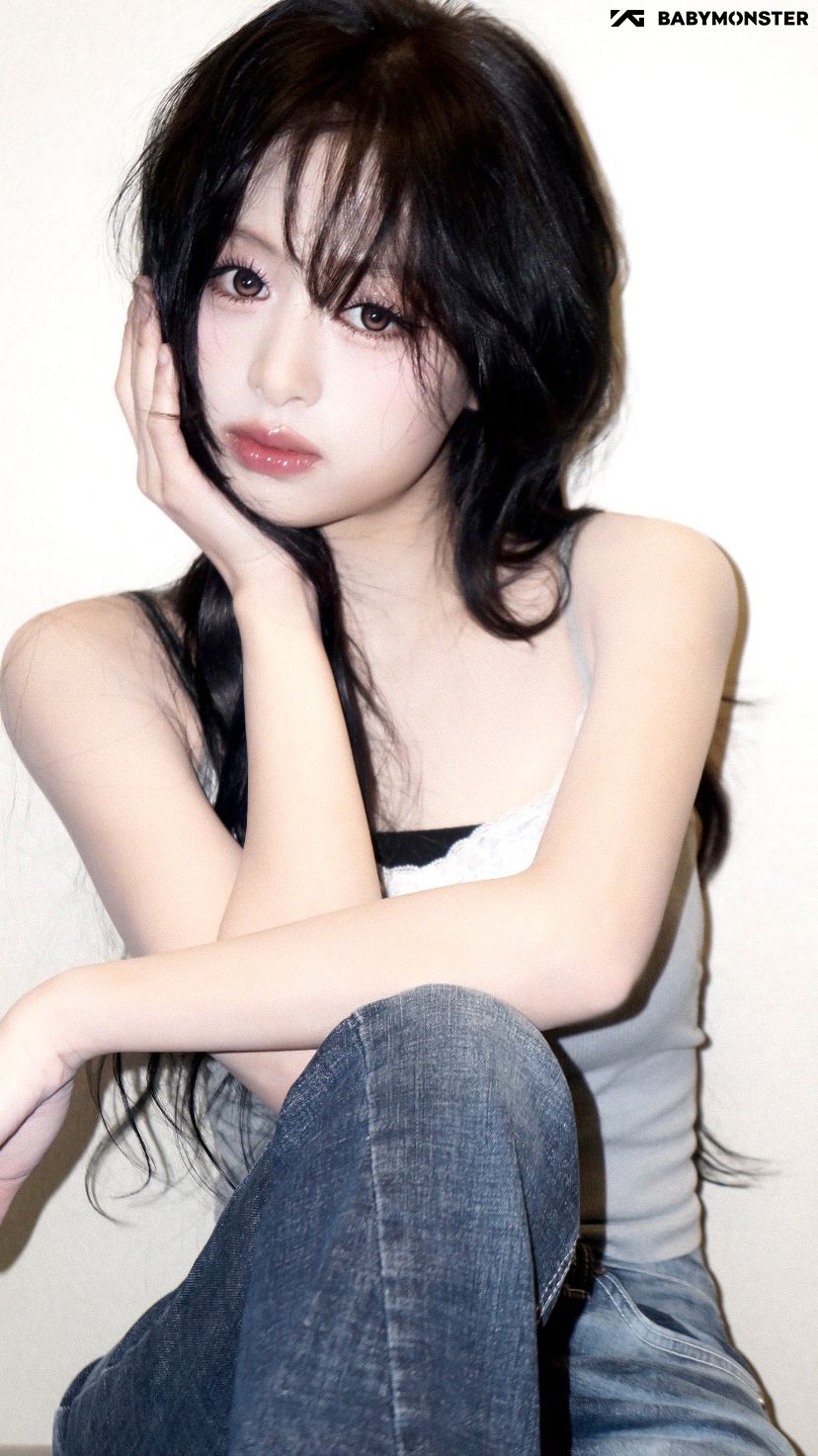 828x1473 Ahyeon Wallpaper Free Download. High Quality Idol Photo Collection