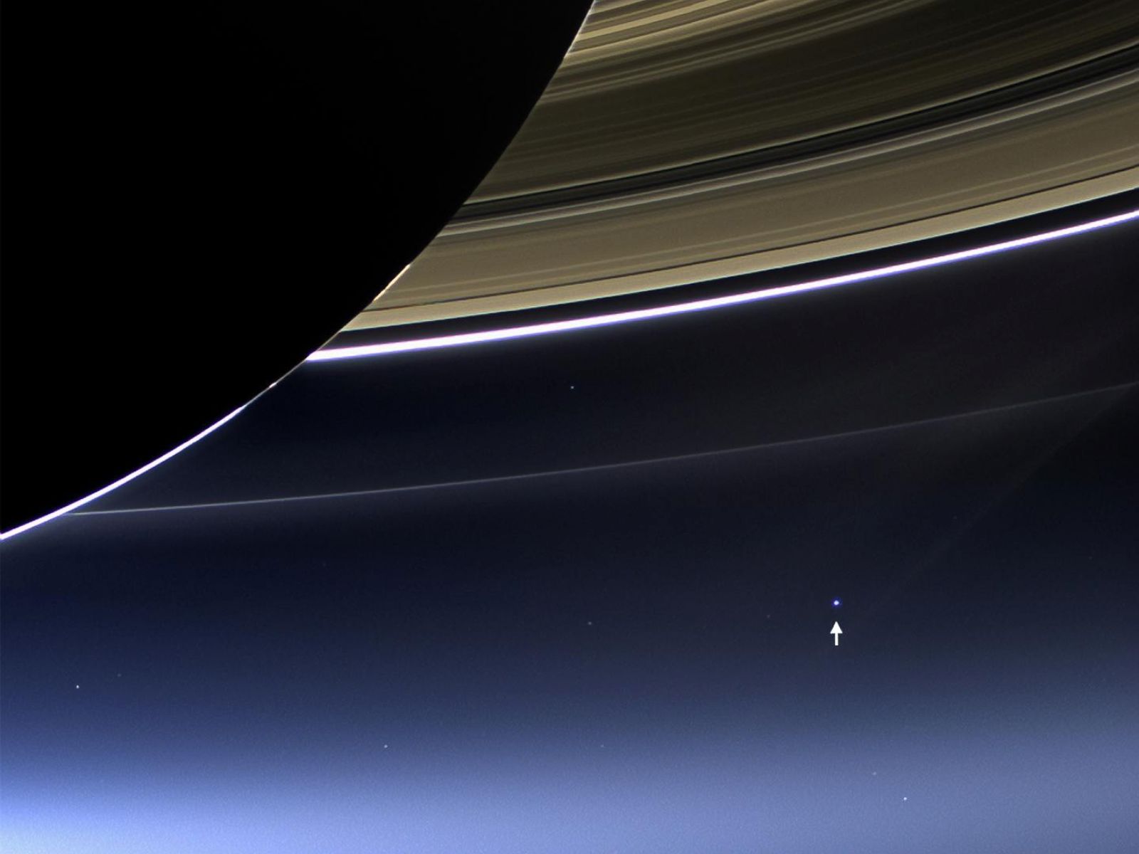 1600x1200 Mind Blowing Image Of Saturn From The Cassini Orbiter