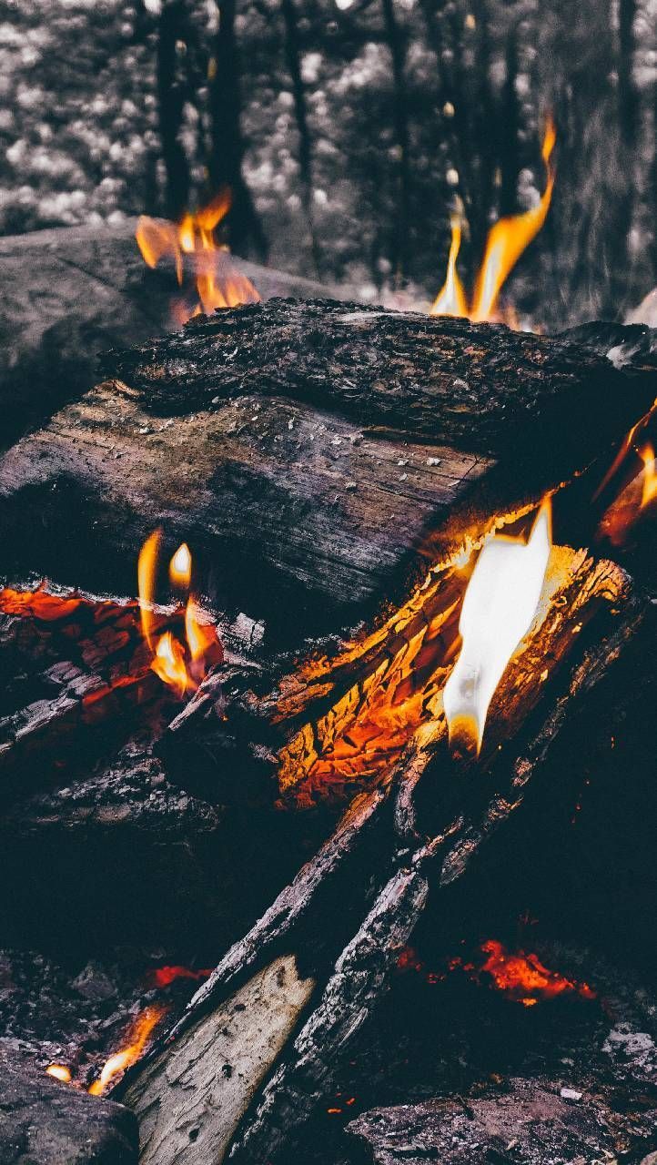 722x1280 Wood Fire Wallpaper