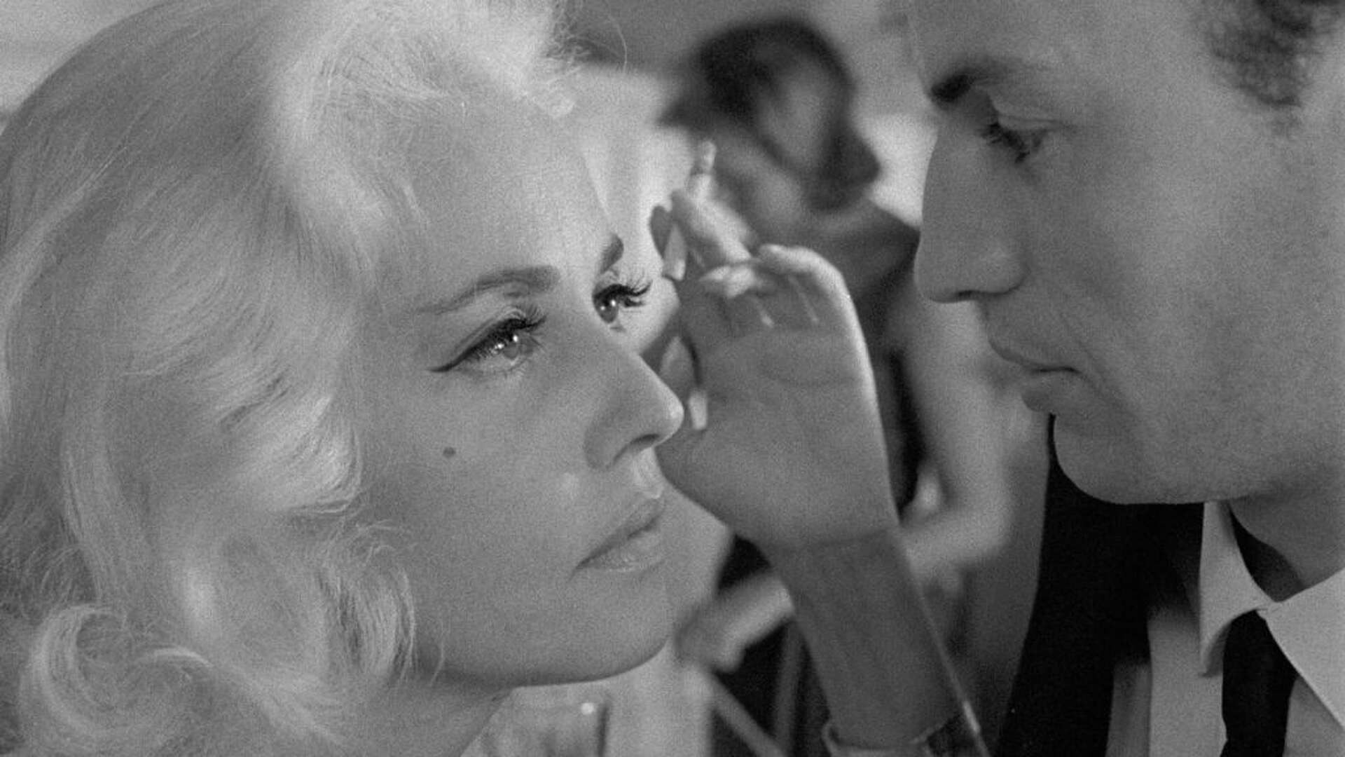 1920x1080 California Streamin': Luck is a lady named Jeanne Moreau