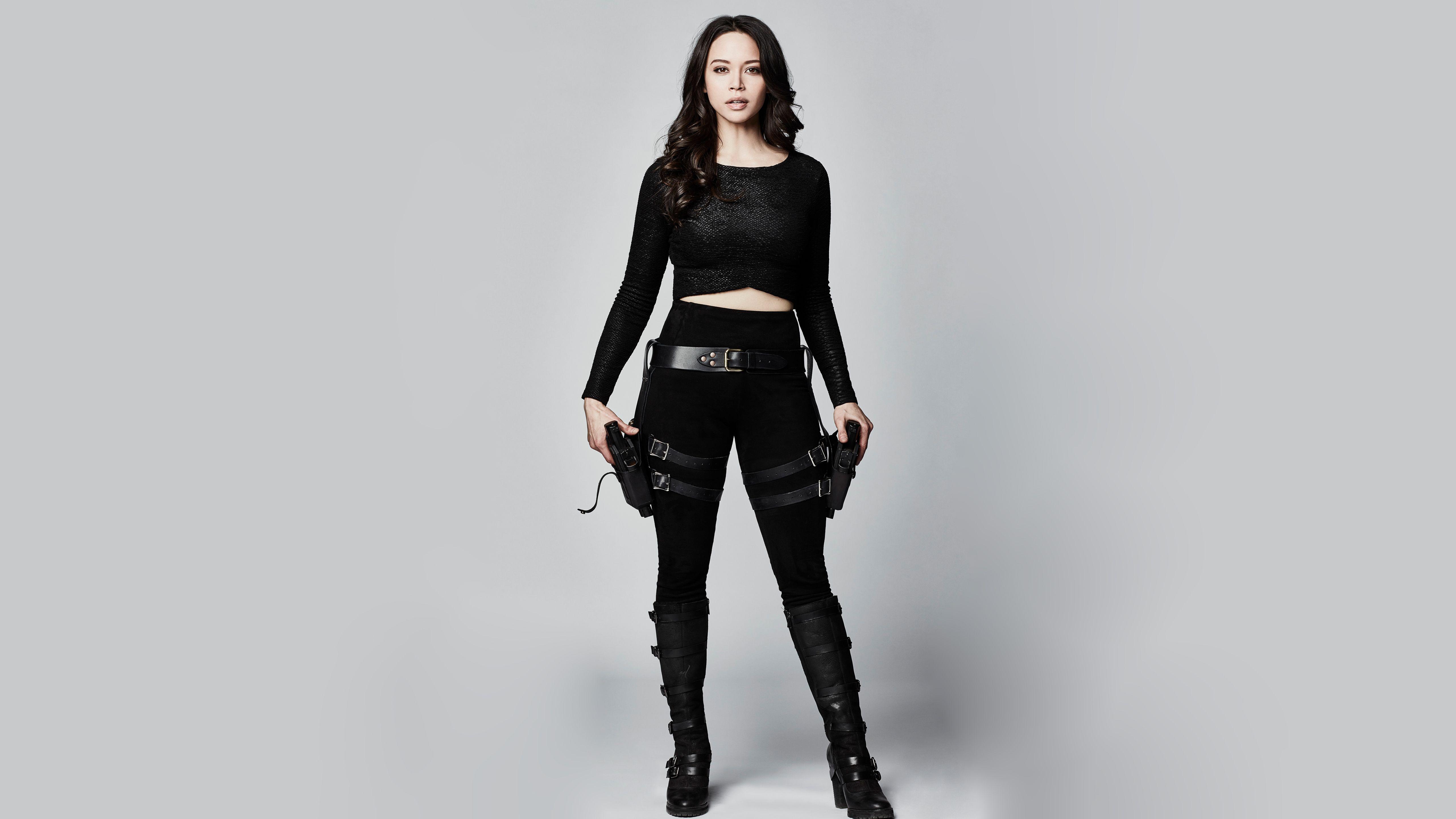 5120x2880 #actress #Melissa ONeil #Dark Matter (TV) #black clothing
