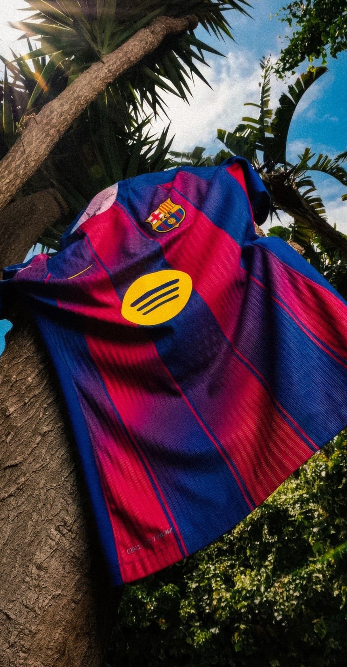1206x2316 FC Barcelona 2025 2026 Wallpaper