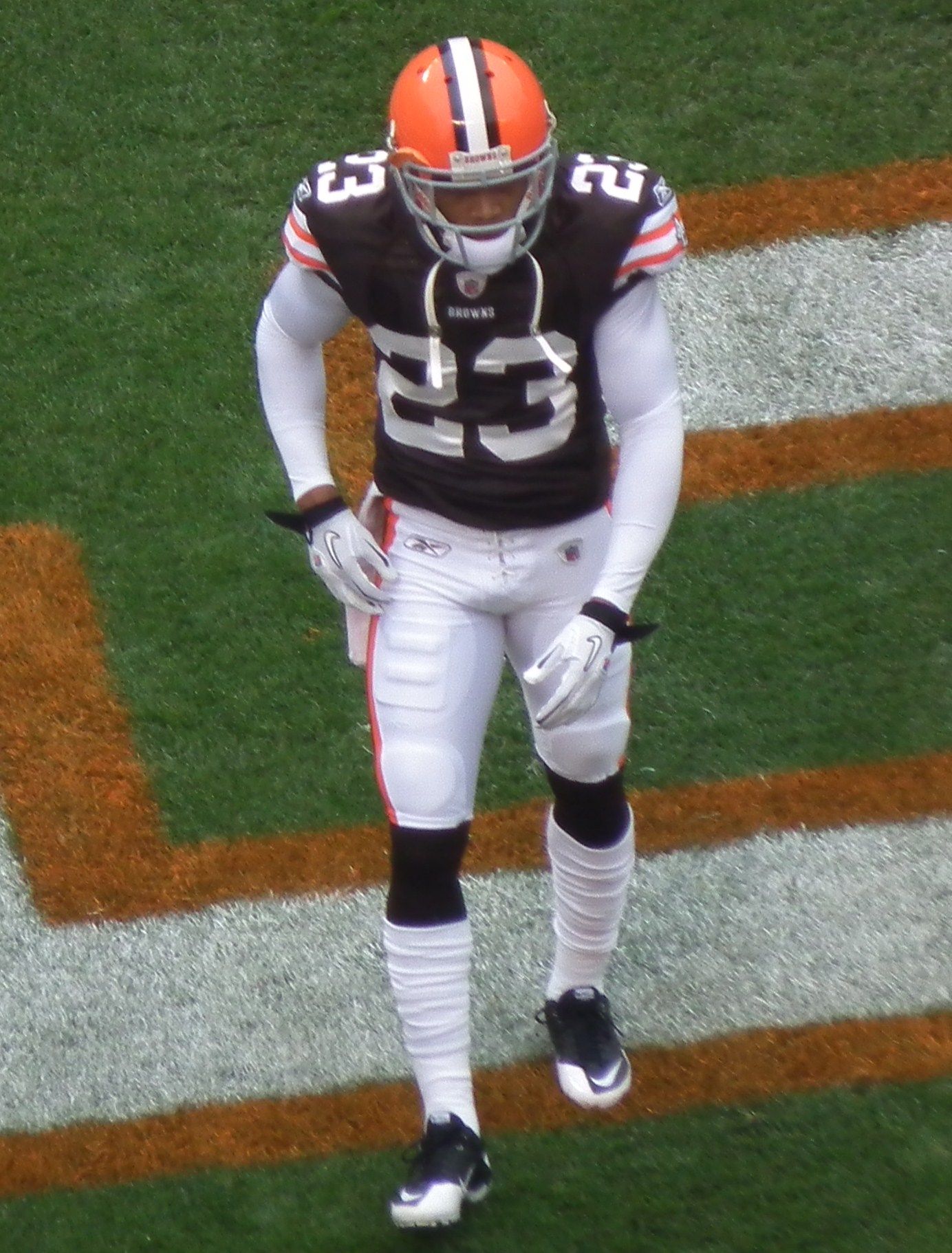 1384x1822 Joe Haden Cleveland