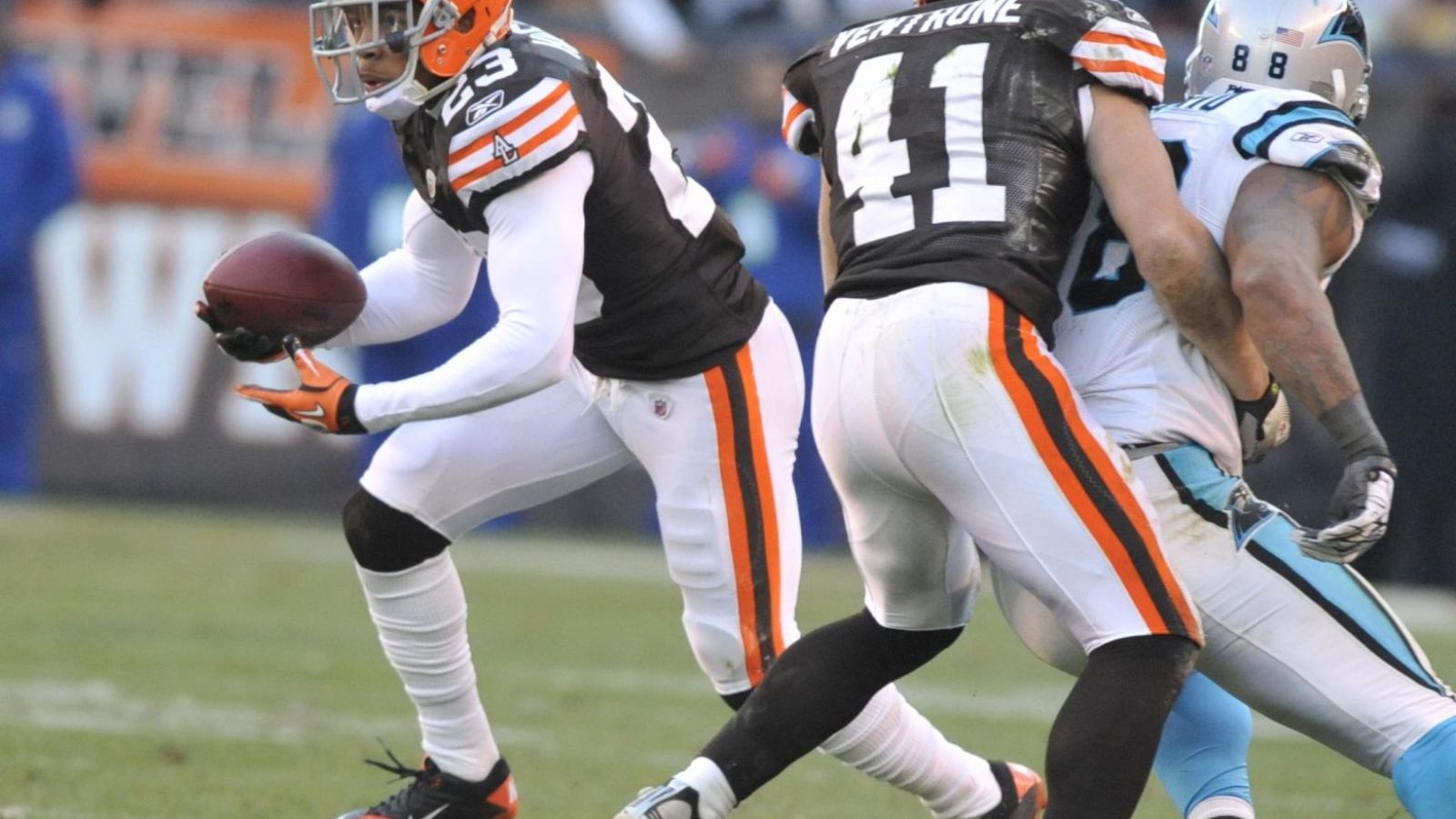 1600x900 Browns' Joe Haden making case for Defensive Rookie of the Year award