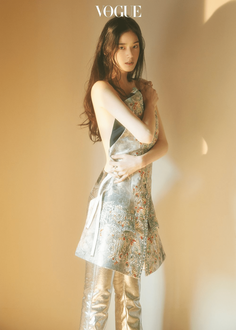 1000x1400 Jung Eun Chae Wallpaper