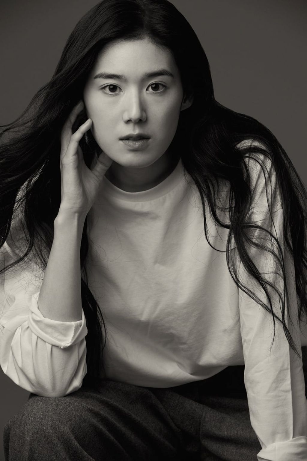 1024x1536 Jung Eun Chae Wallpaper