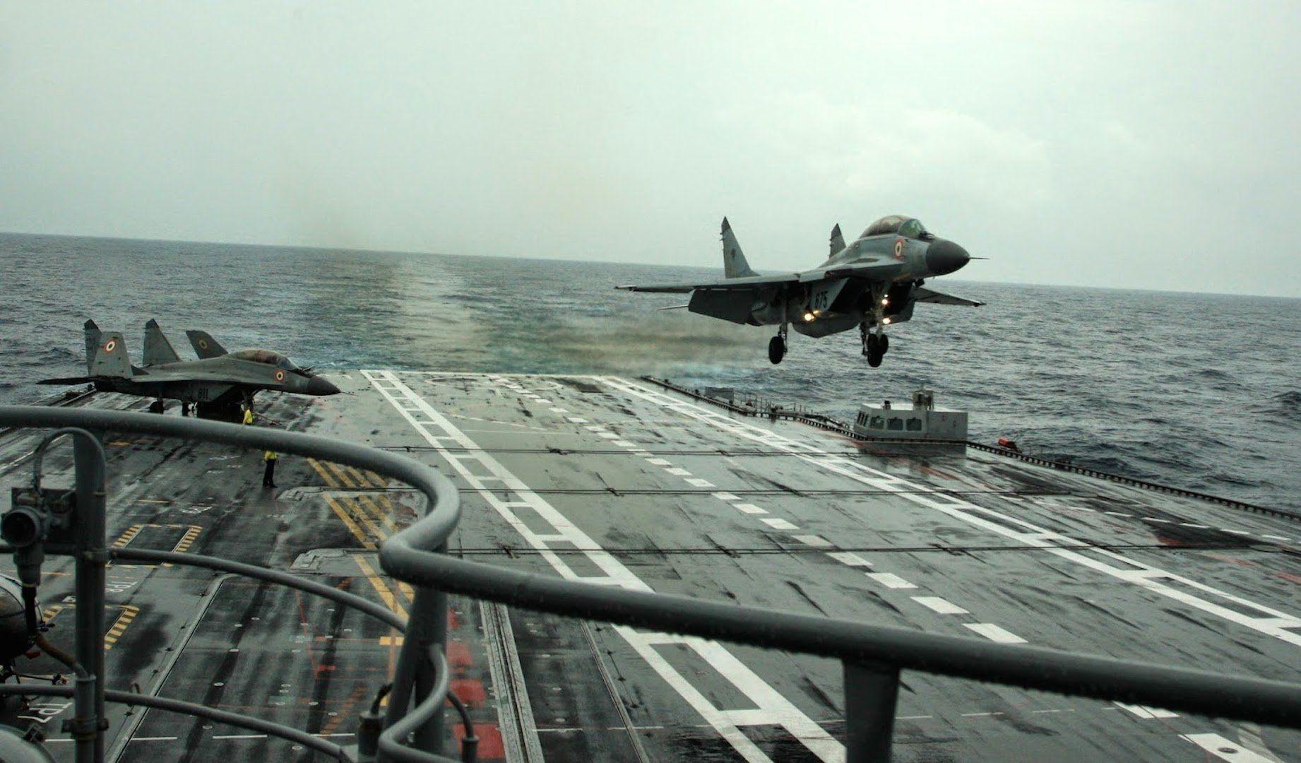 1842x1080 INS Vikramaditya (R33) Wallpaper