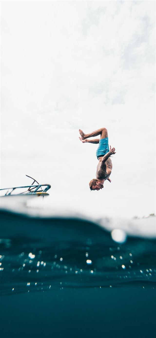 640x1385 Best Gili air iPhone 12 HD Wallpaper