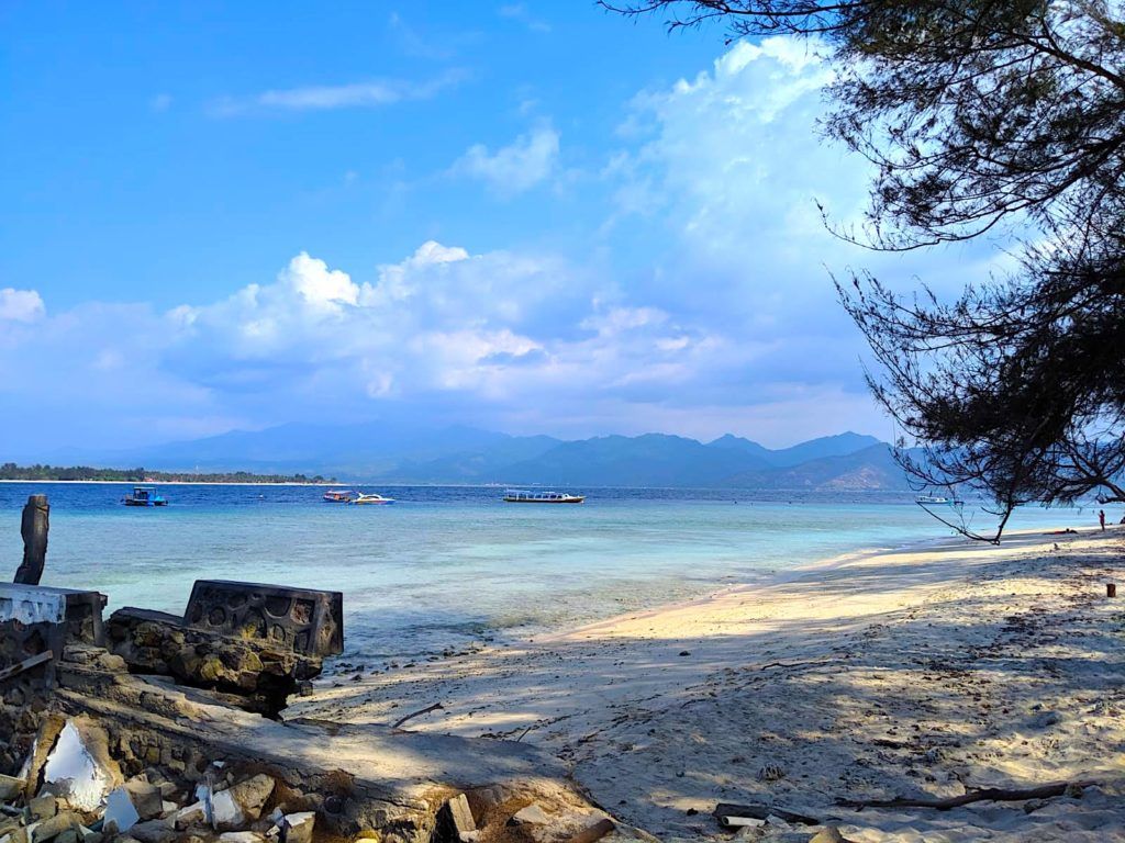1024x768 Two Weeks Remote Working in the Gili Islands. Digital Nomad Guide