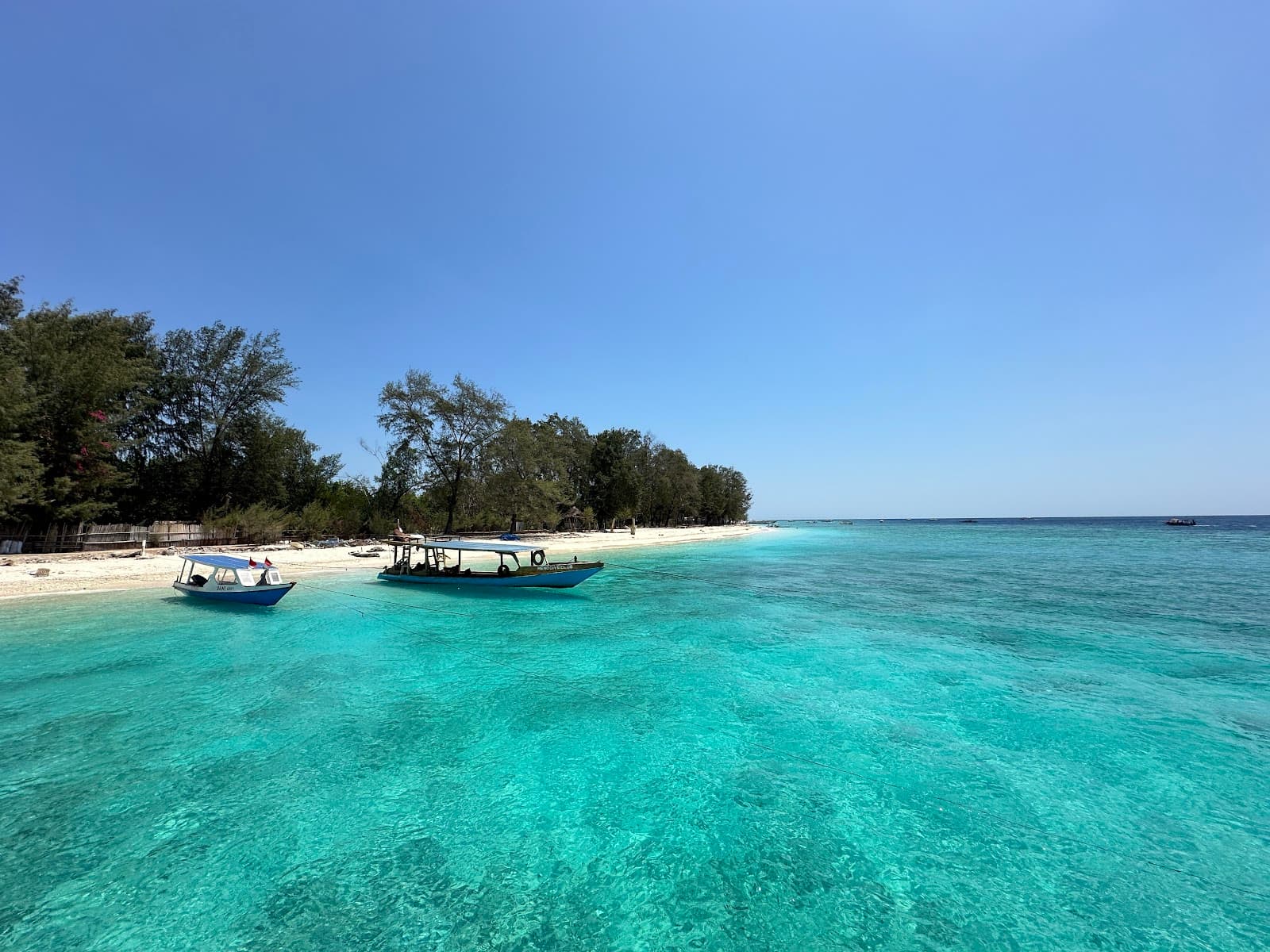 1600x1200 Gili Meno and Gili Air Lombok (2026)
