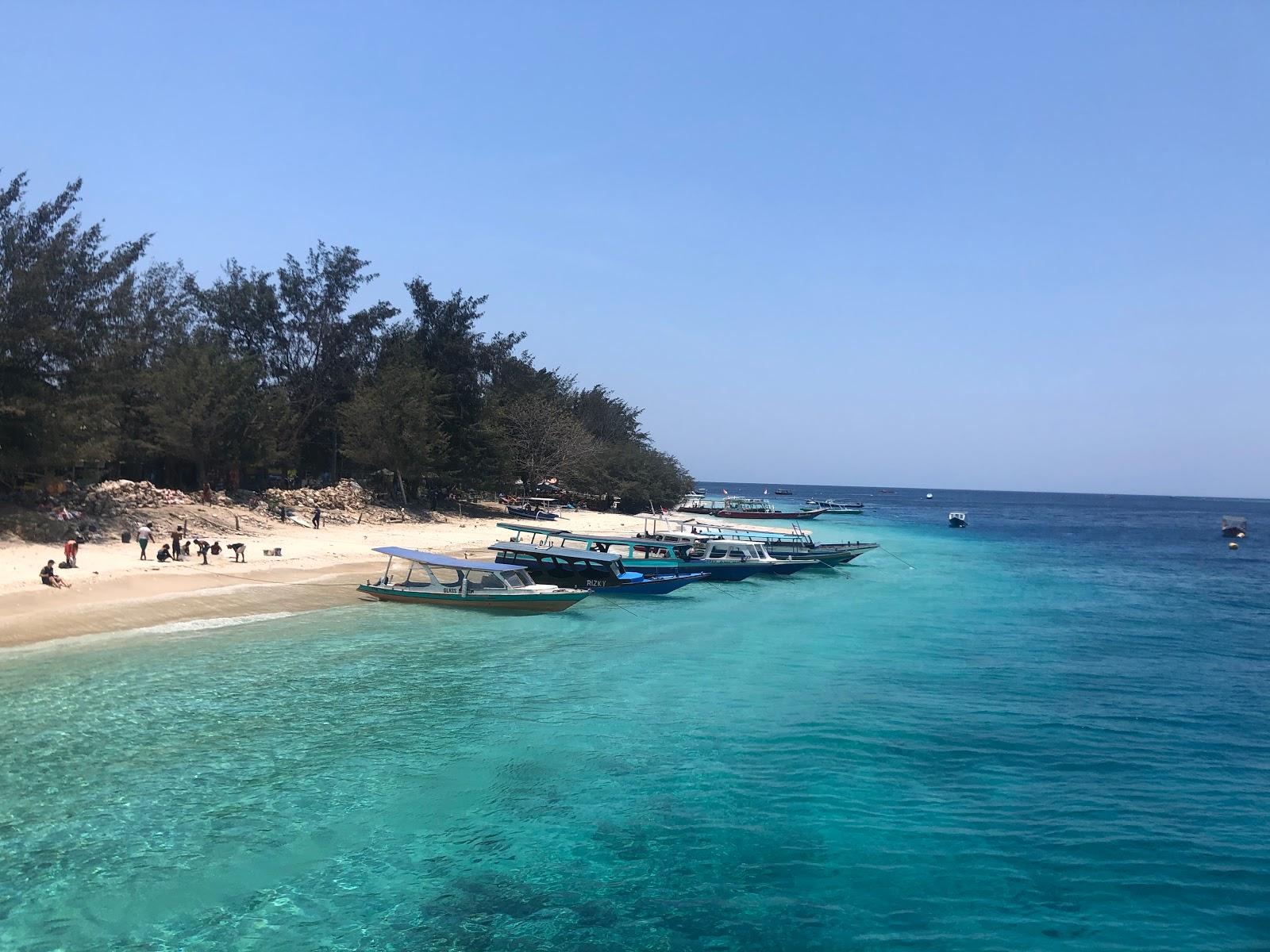 1600x1200 Gili Air Beach, Indonesia BEFORE You Go