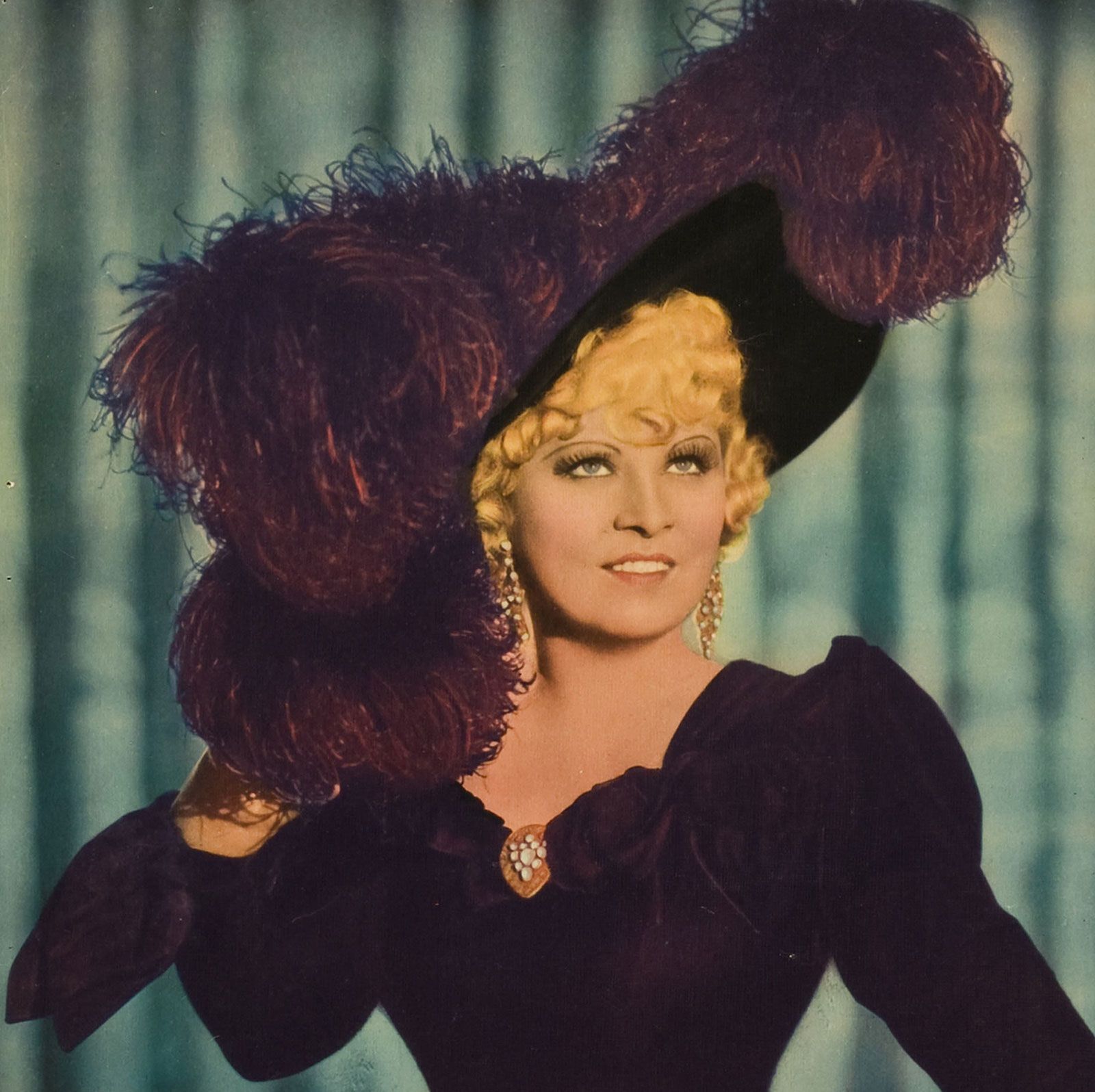 1600x1596 Mae West. Biography, Plays, Movies, & Facts
