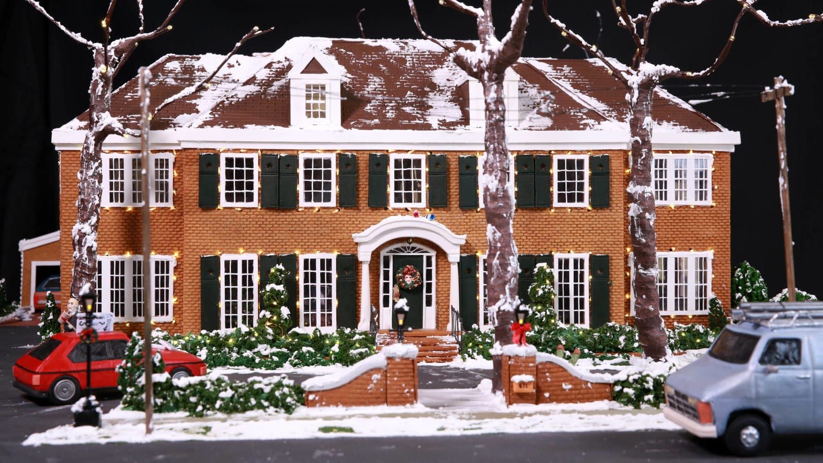 1600x900 Airbnb Is Renting Out 'Home Alone' House For One Night Stays At Just $25