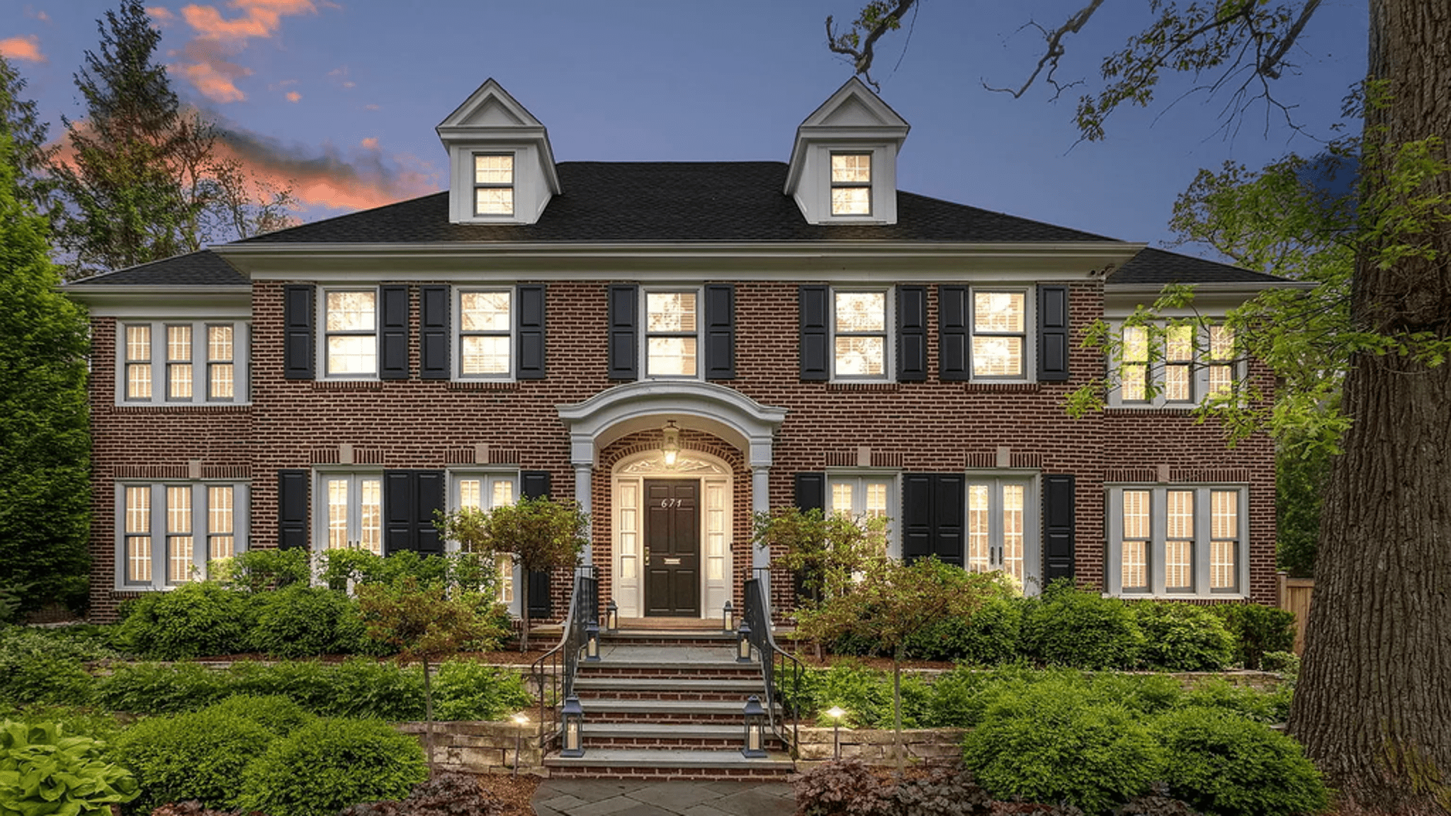 2048x1152 The 'Home Alone' House