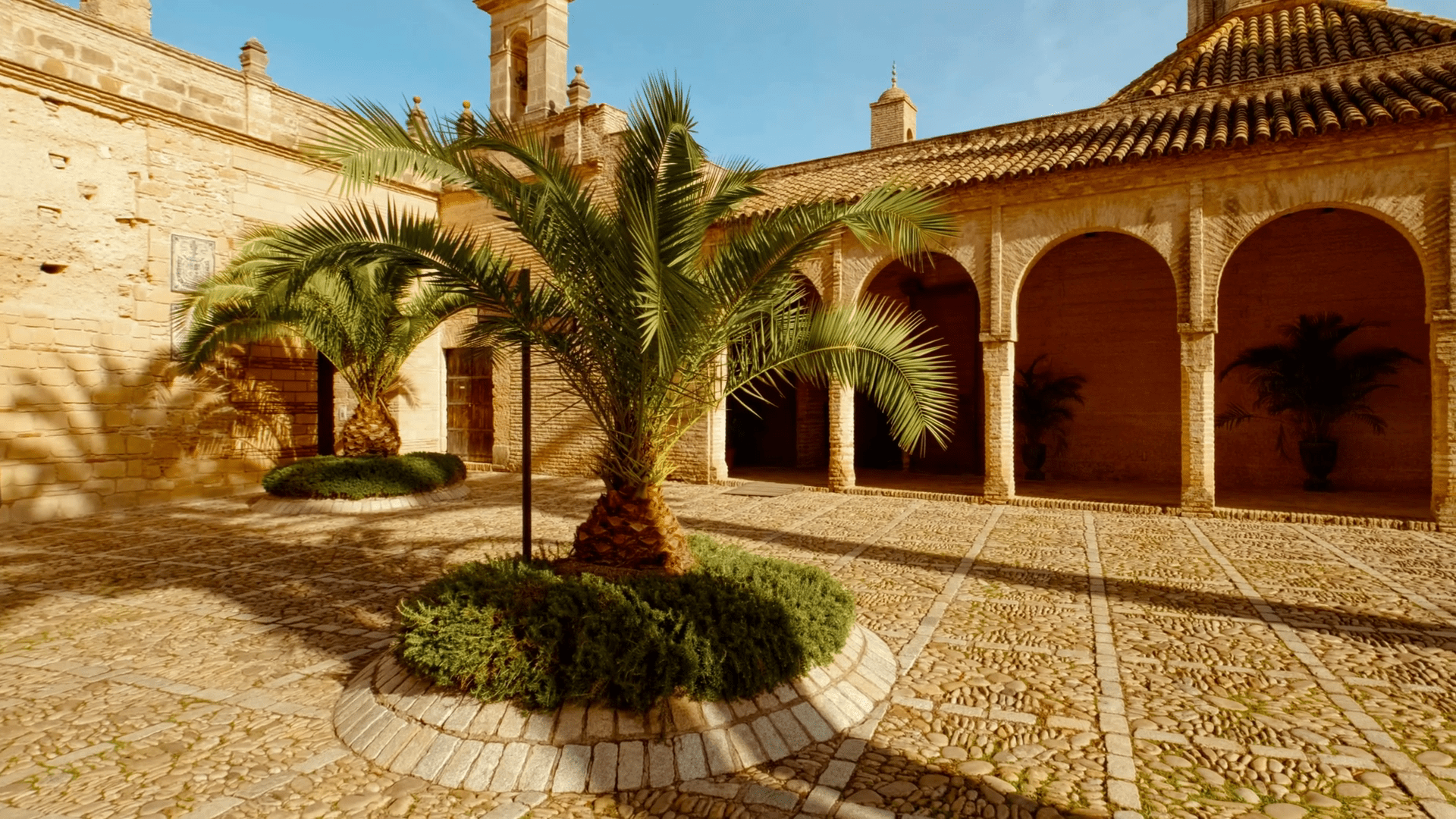 1920x1080 JEREZ DE LA FRONTERA, Spain, 27 JANUARY 2024 Alcazar of Jerez de la Frontera in Andalucia, Spain, a fortified palace complex showcasing a blend of Almohad Islamic and Christian architecture