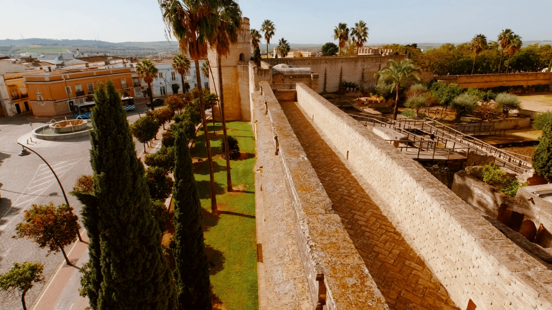1920x1080 JEREZ DE LA FRONTERA, Spain, 27 JANUARY 2024 Alcazar of Jerez de la Frontera in Andalucia, Spain, a fortified palace complex showcasing a blend of Islamic and Christian architecture