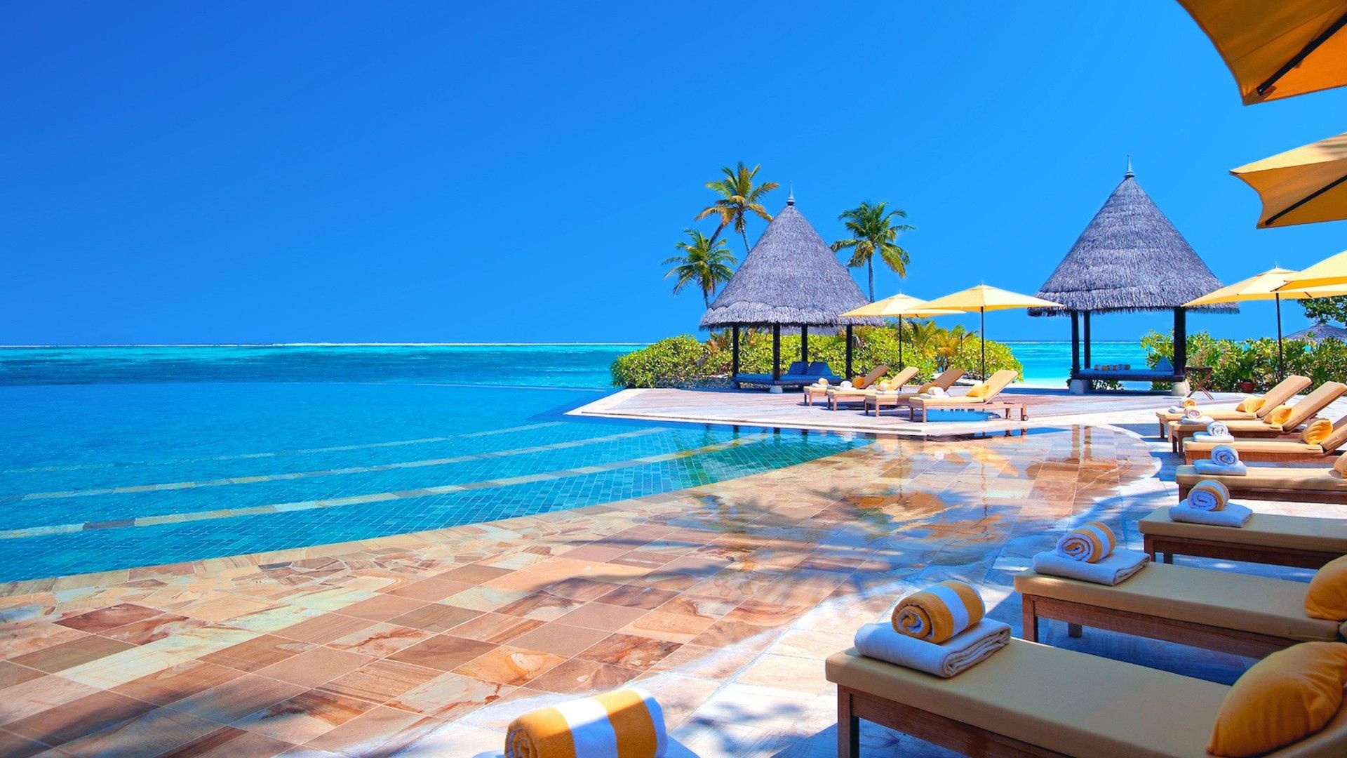 1920x1080 Swimming pool at a tropical resort