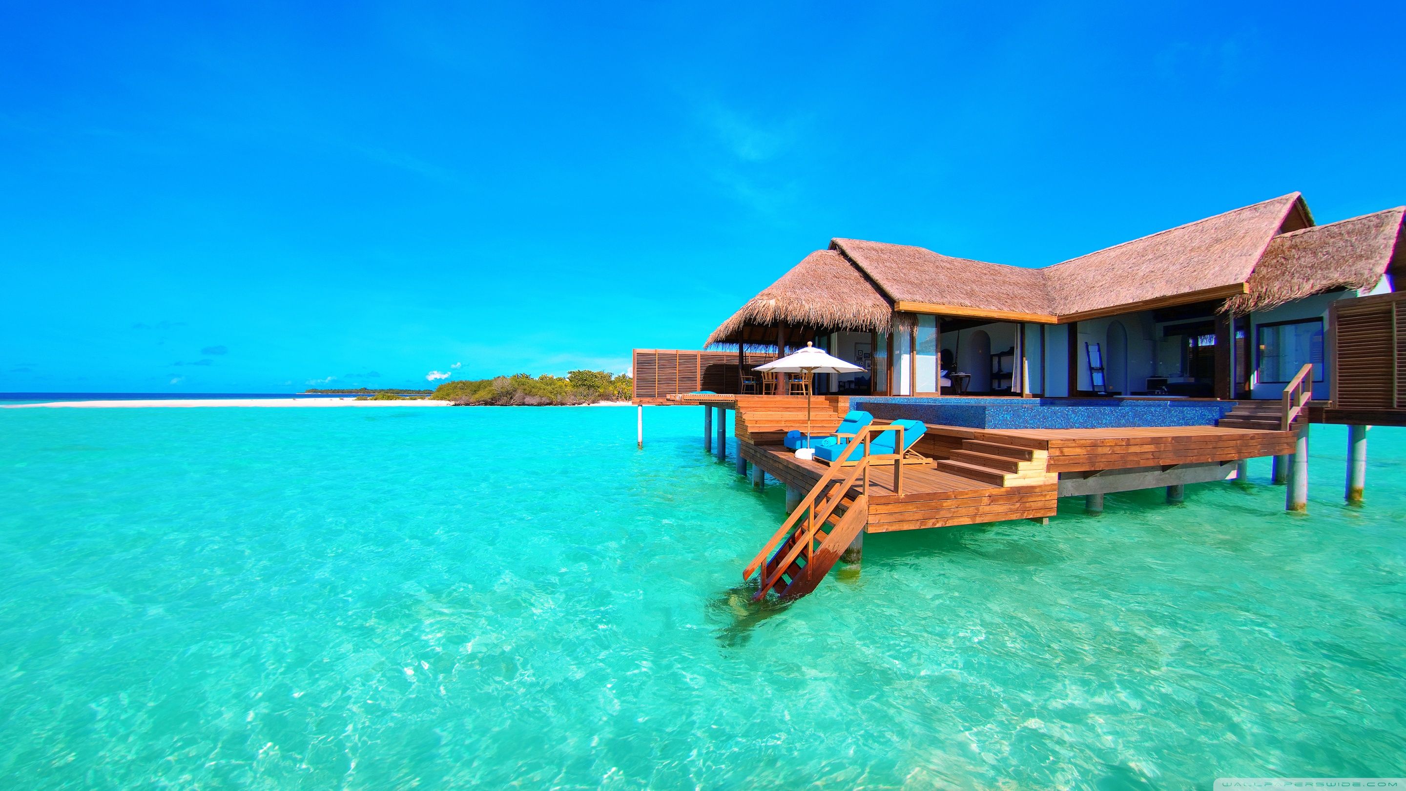 2880x1620 Water Bungalows On A Tropical Island 4K UHD Wallpaper for UltraHD Desktop and TV : Widescreen and UltraWide Display : Dual Monitor : Smartphone and Tablet Devices