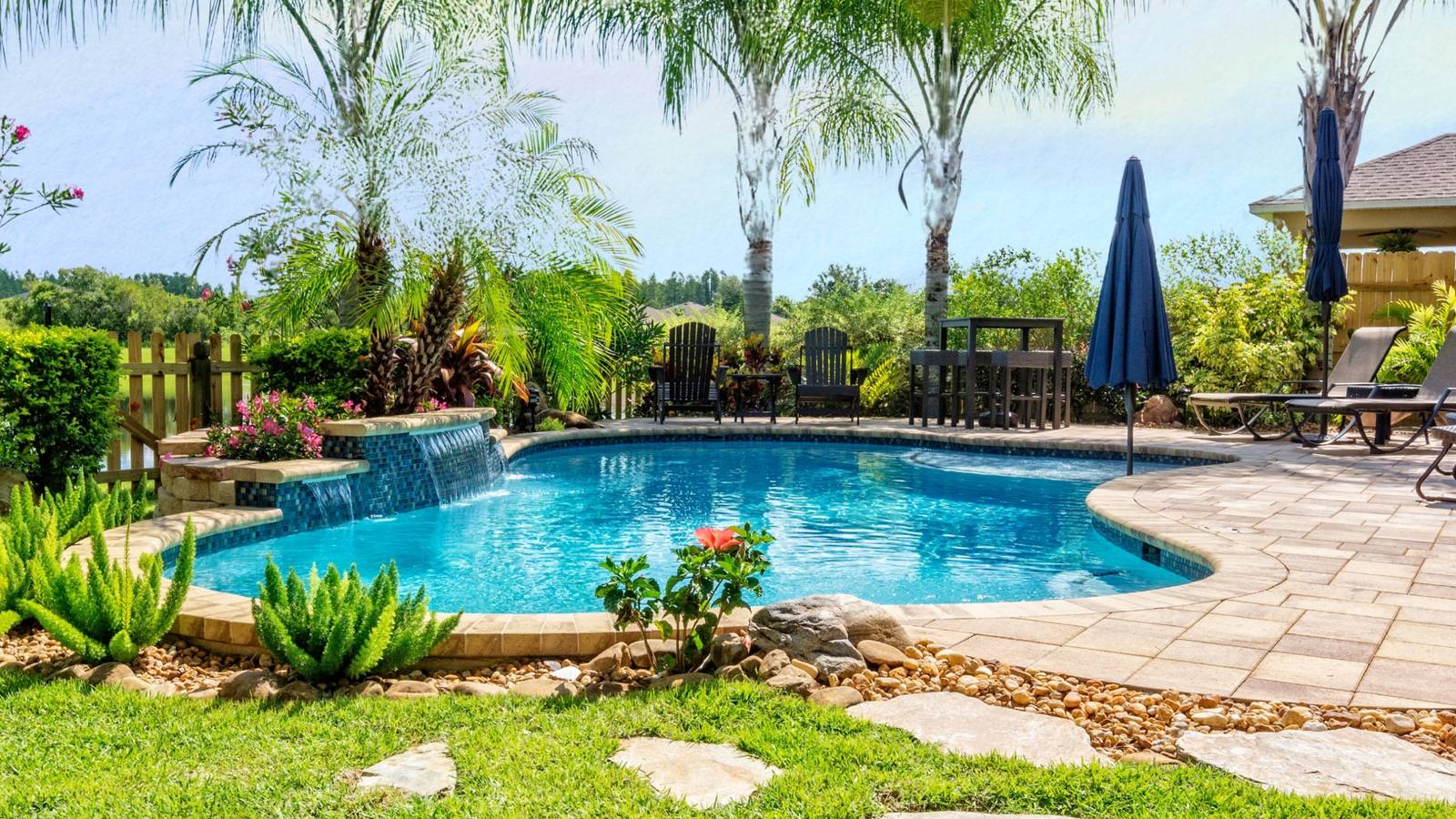 1600x900 Top Tips For Water Loving Plants And Durable Materials