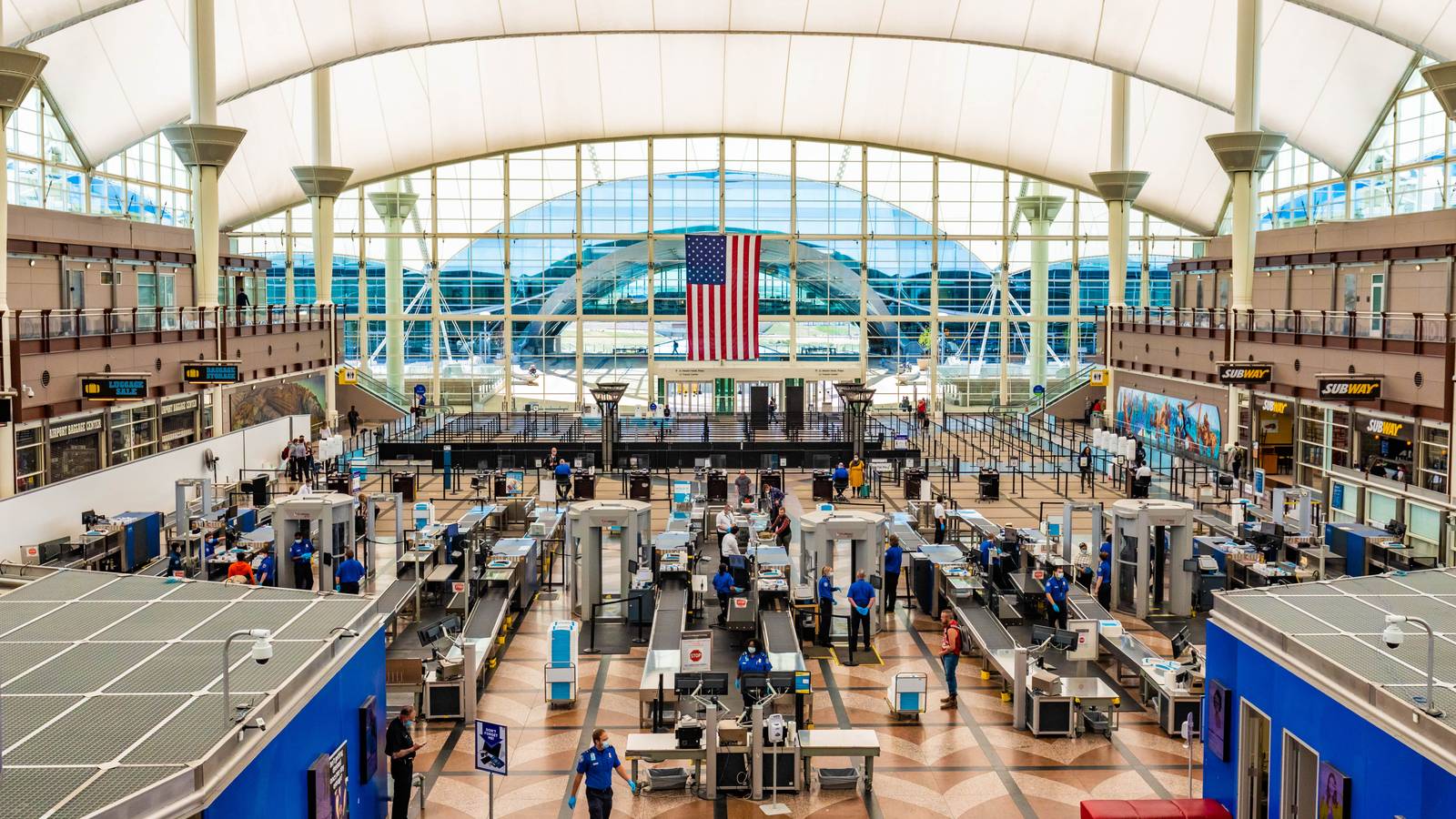 1600x900 Airport Security 101: A Traveler's Guide to TSA Procedures