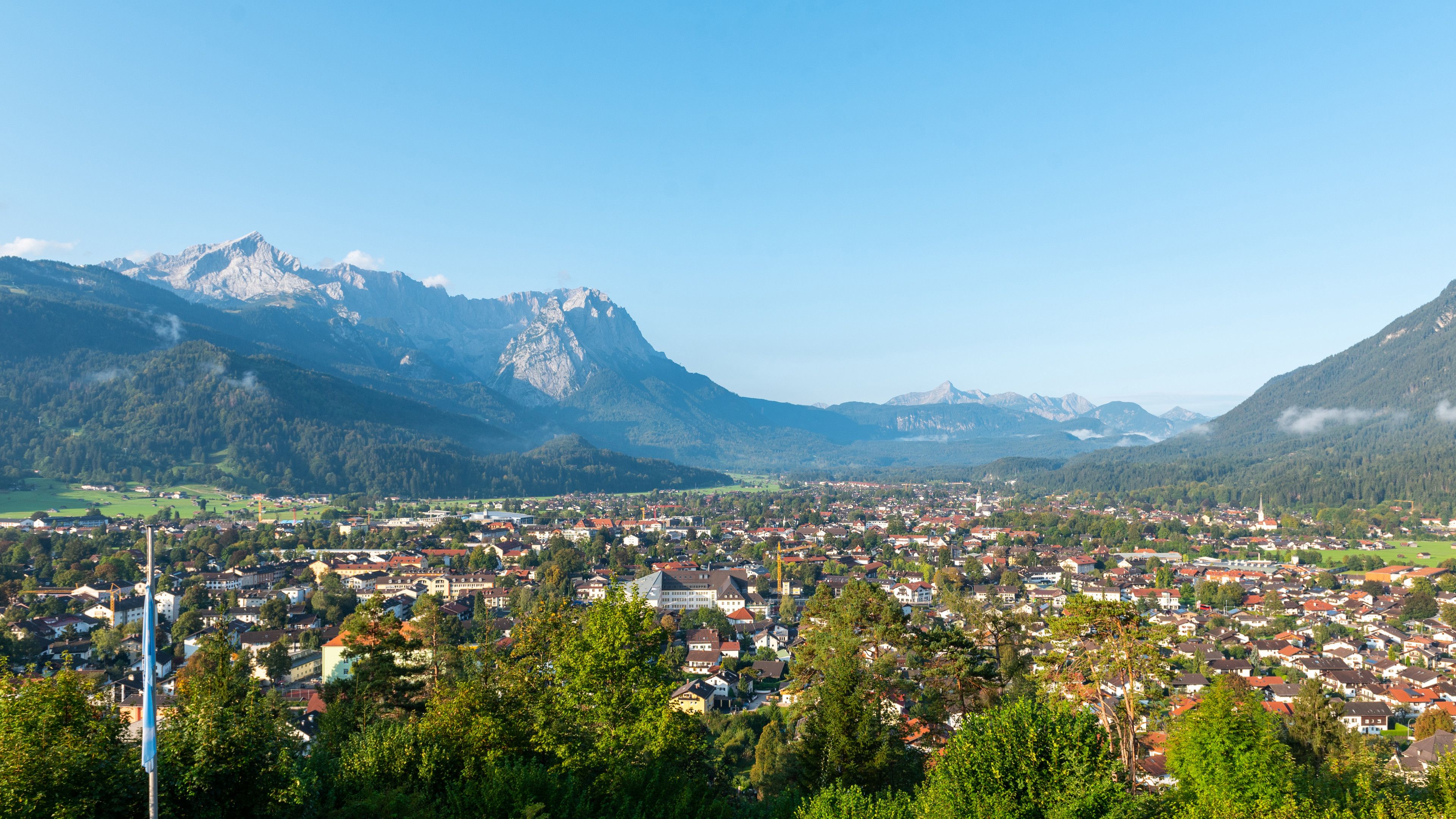 3840x2160 Panorama Garmisch Partenkirchen / Garmisch Partenkirchen
