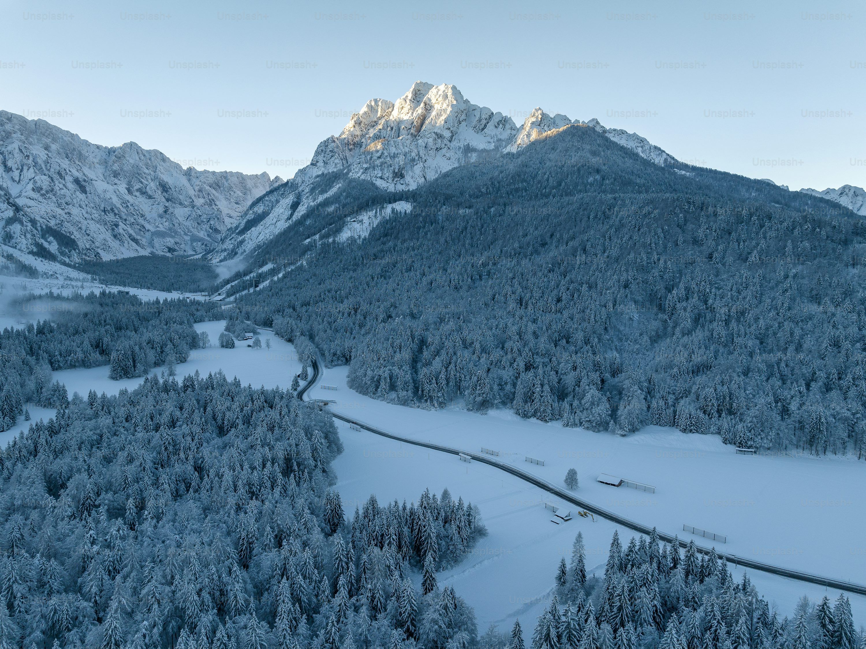3000x2247 Garmisch Partenkirchen Picture. Download Free Image