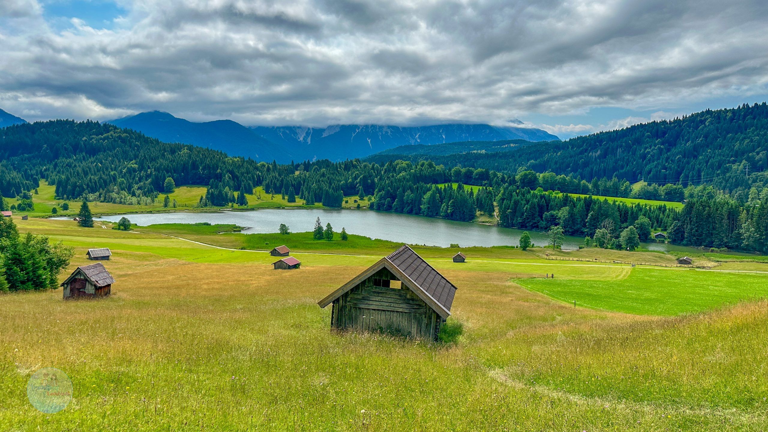 2560x1440 Bavaria : Wonderful Day Trip from Munich to Garmisch