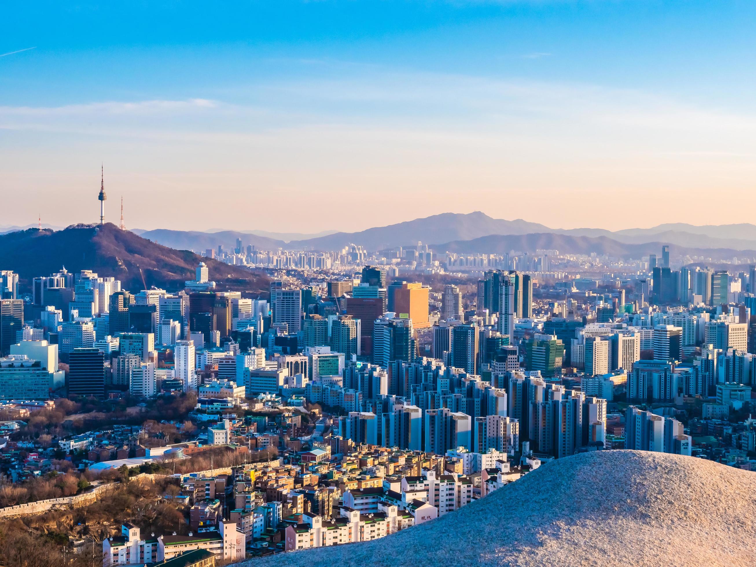 2613x1960 View of Seoul city, South Korea