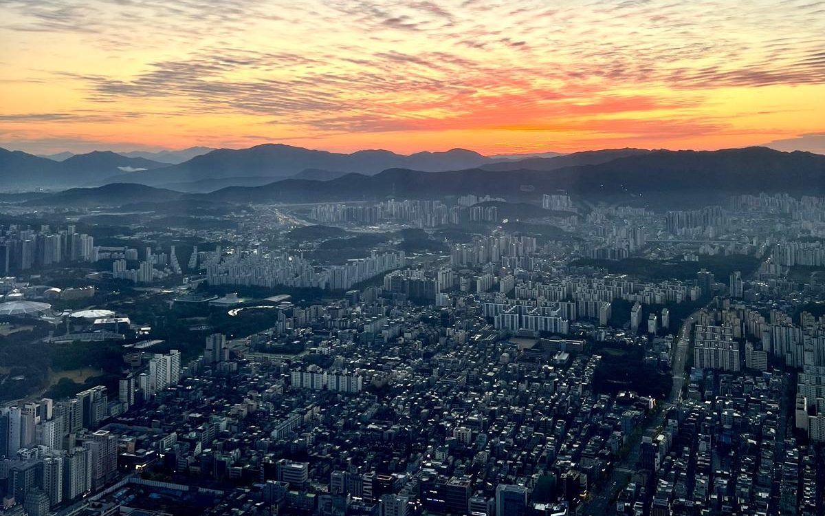 1200x750 Discovering the unique charms of South Korea's Seoul and Busan