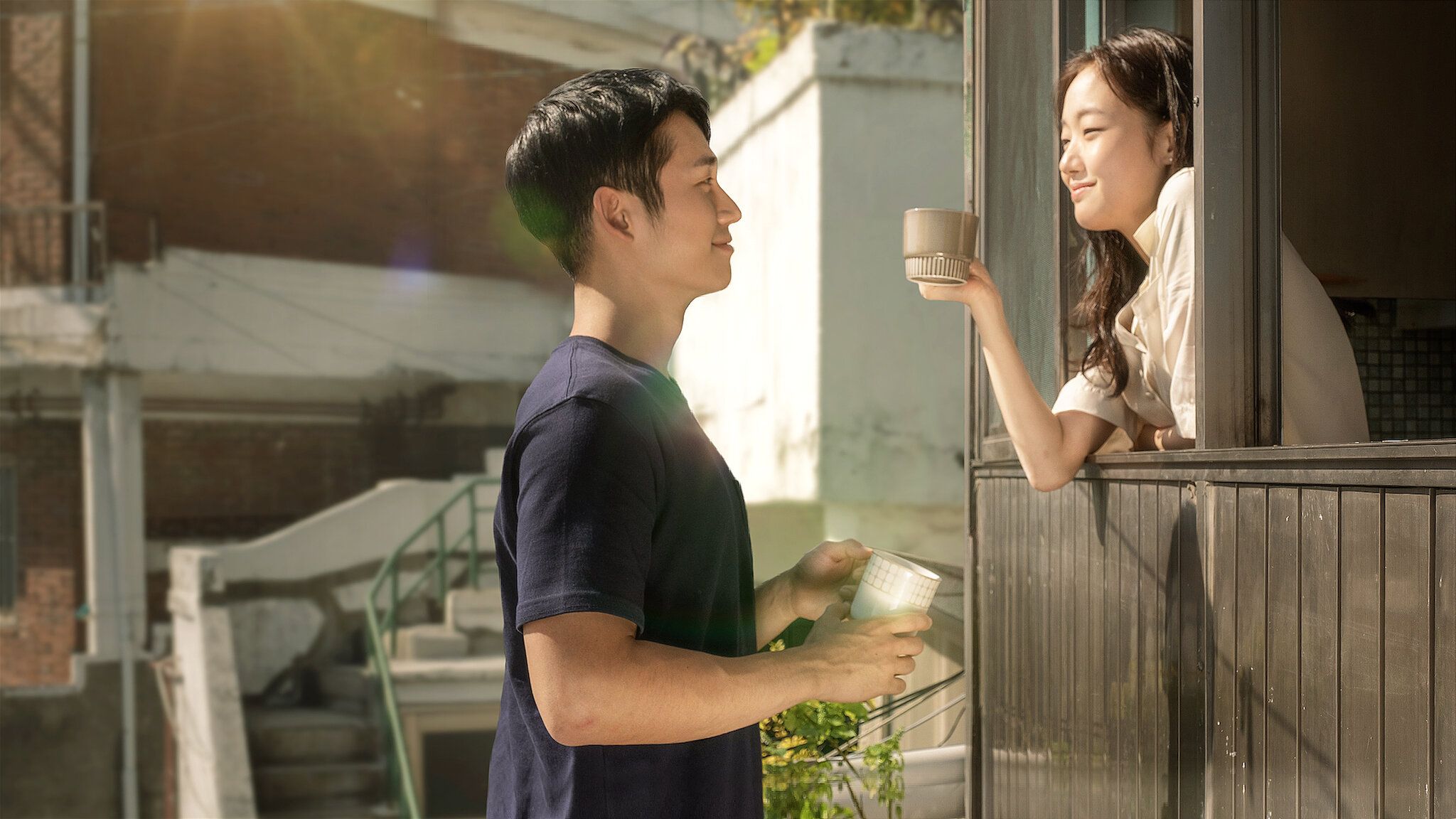 2048x1152 Tune in for Love (Trailer)