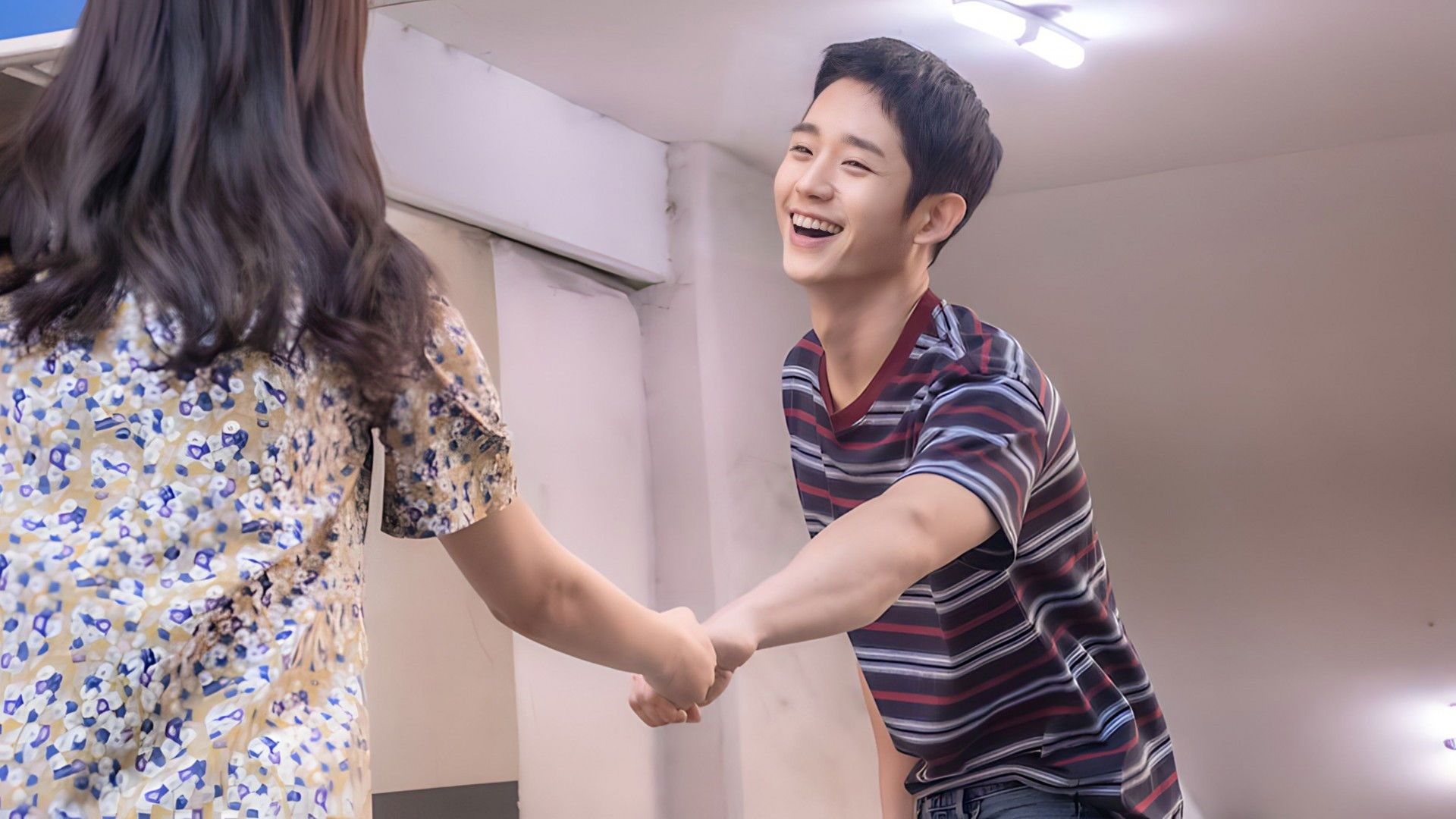 1920x1080 Tune in for Love (2019)