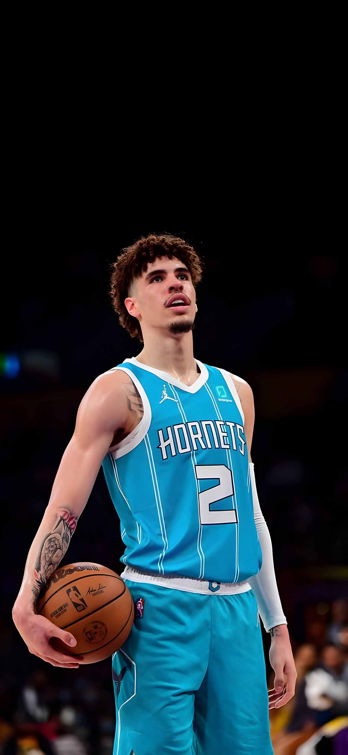 1180x2554 LaMelo Ball Cool Basketball Wallpaper iPhone Wallpaper