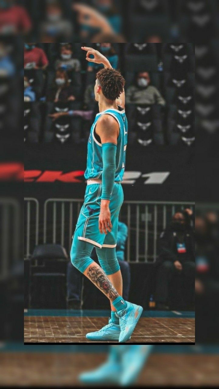 720x1280 LaMelo Ball Wallpaper