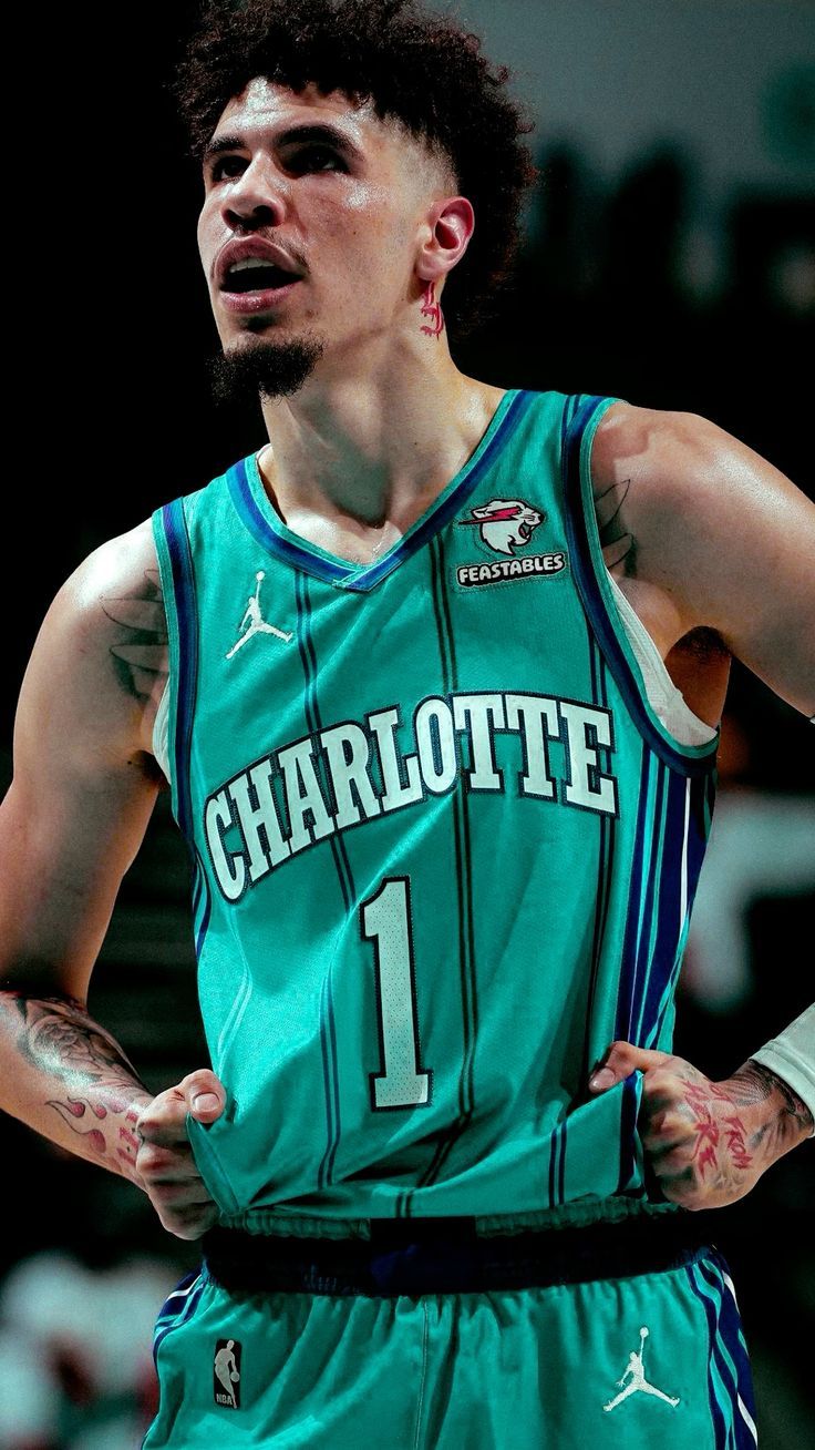 736x1308 Lamelo Ball Aesthetic Wallpaper