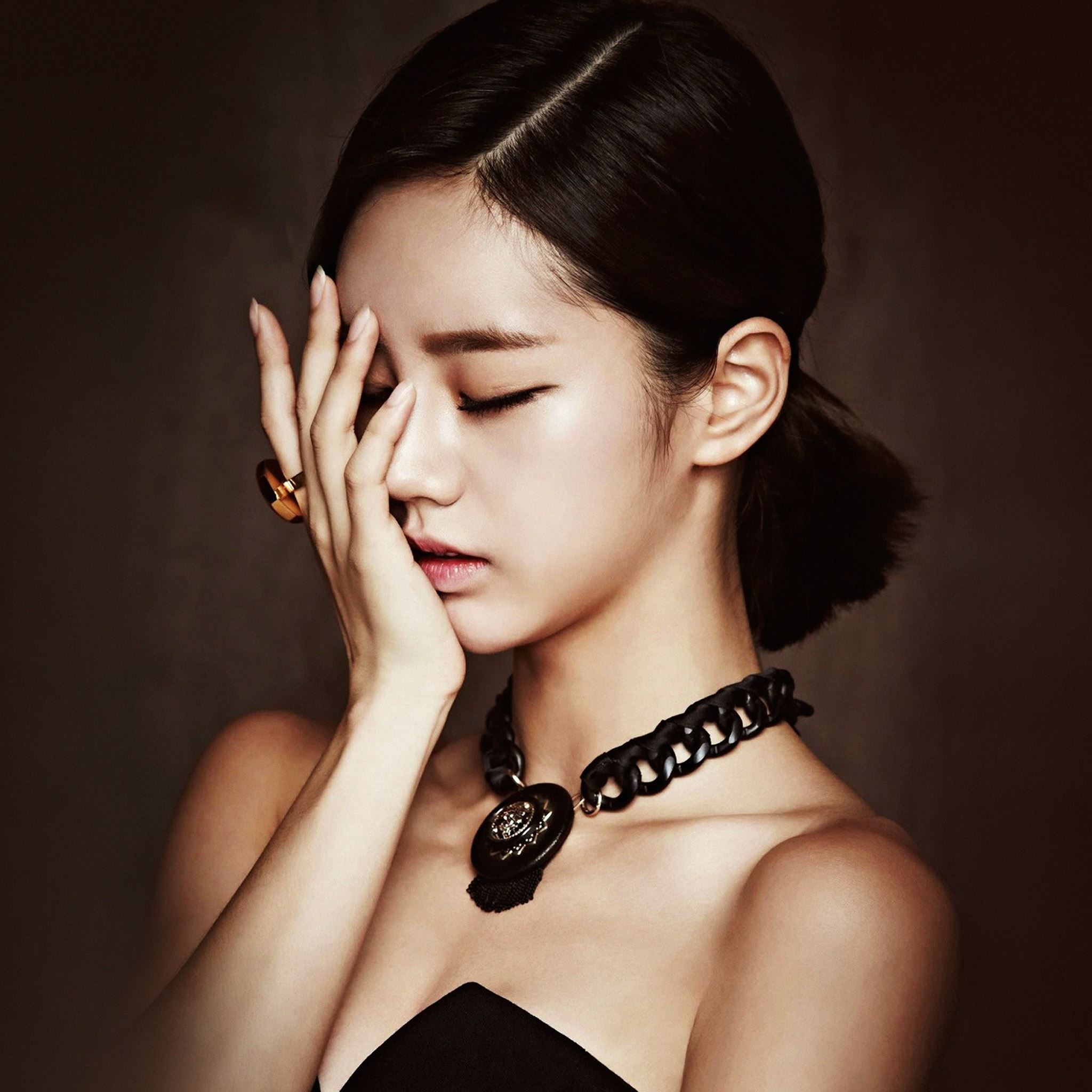 2048x2048 Best Hyeri iPad Air HD Wallpaper