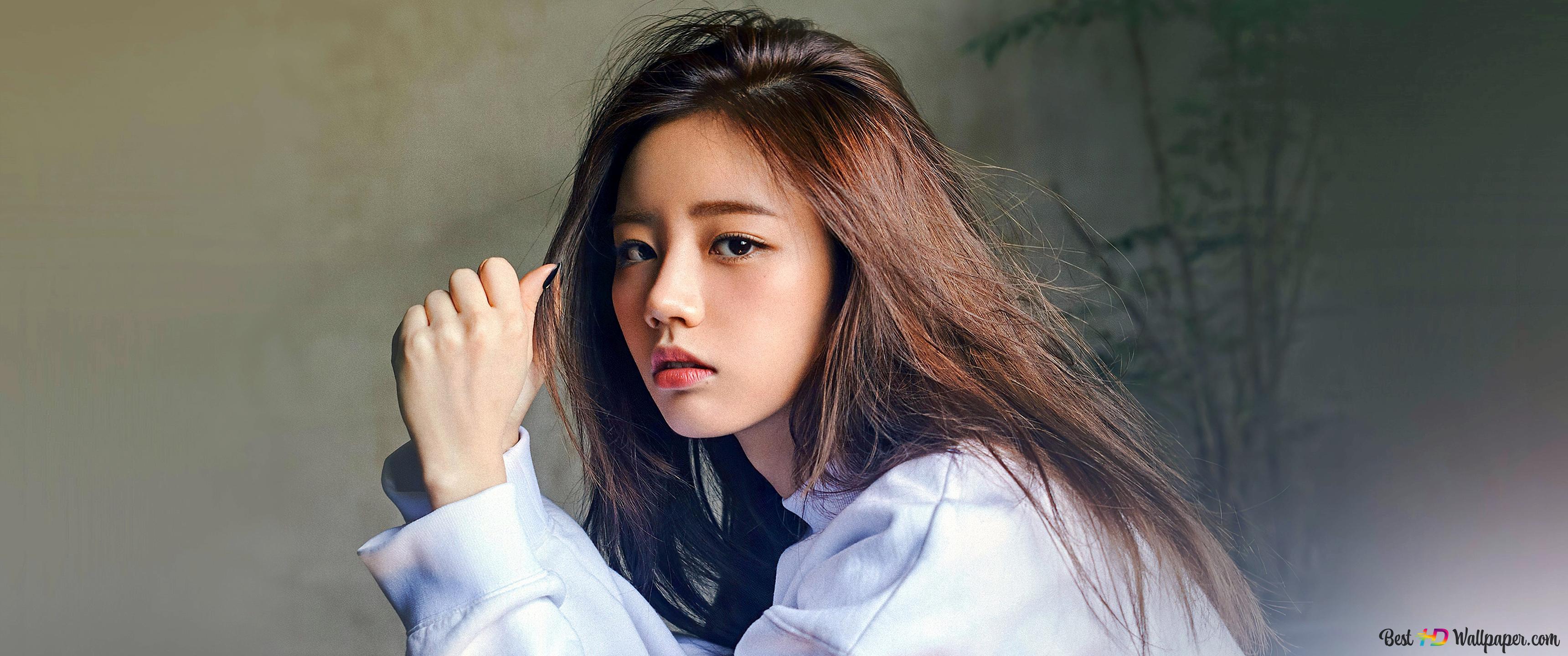 3440x1440 Gorgeous Korean Singer & Actress 'Hyeri' 4K wallpaper download