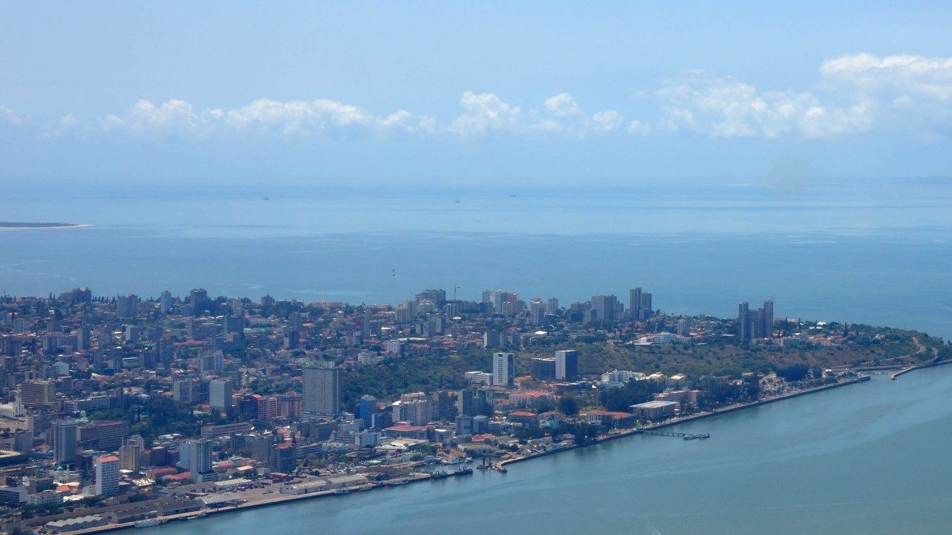 1366x768 Maputo Wallpaper