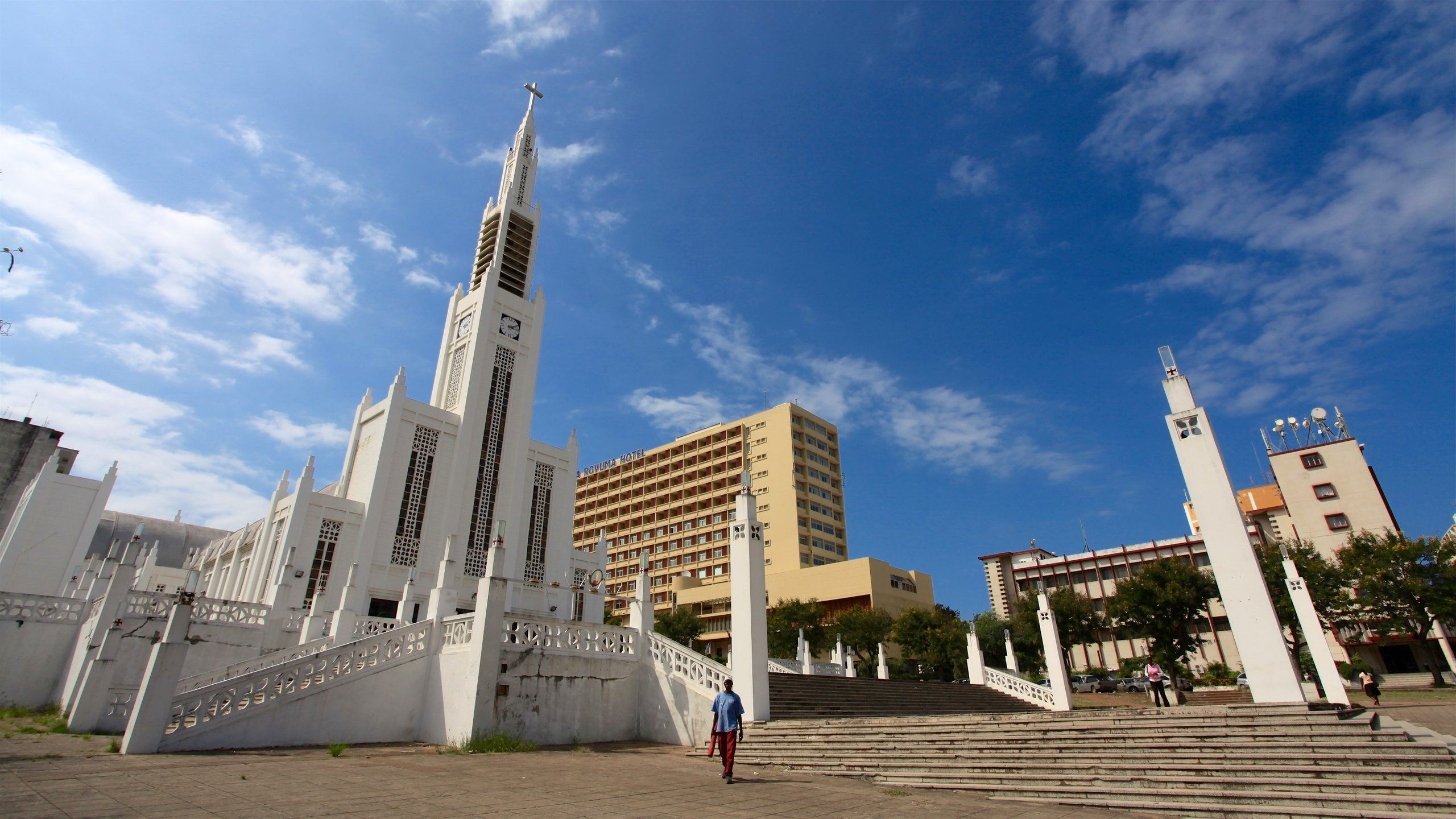 2560x1440 Maputo (Mozambique) Wallpaper