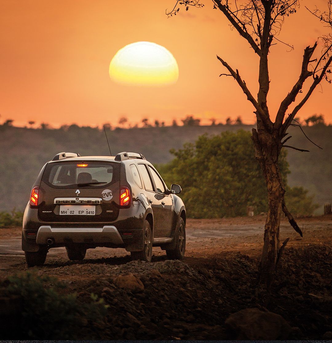 1080x1117 Renault Duster #WallpaperWednesday