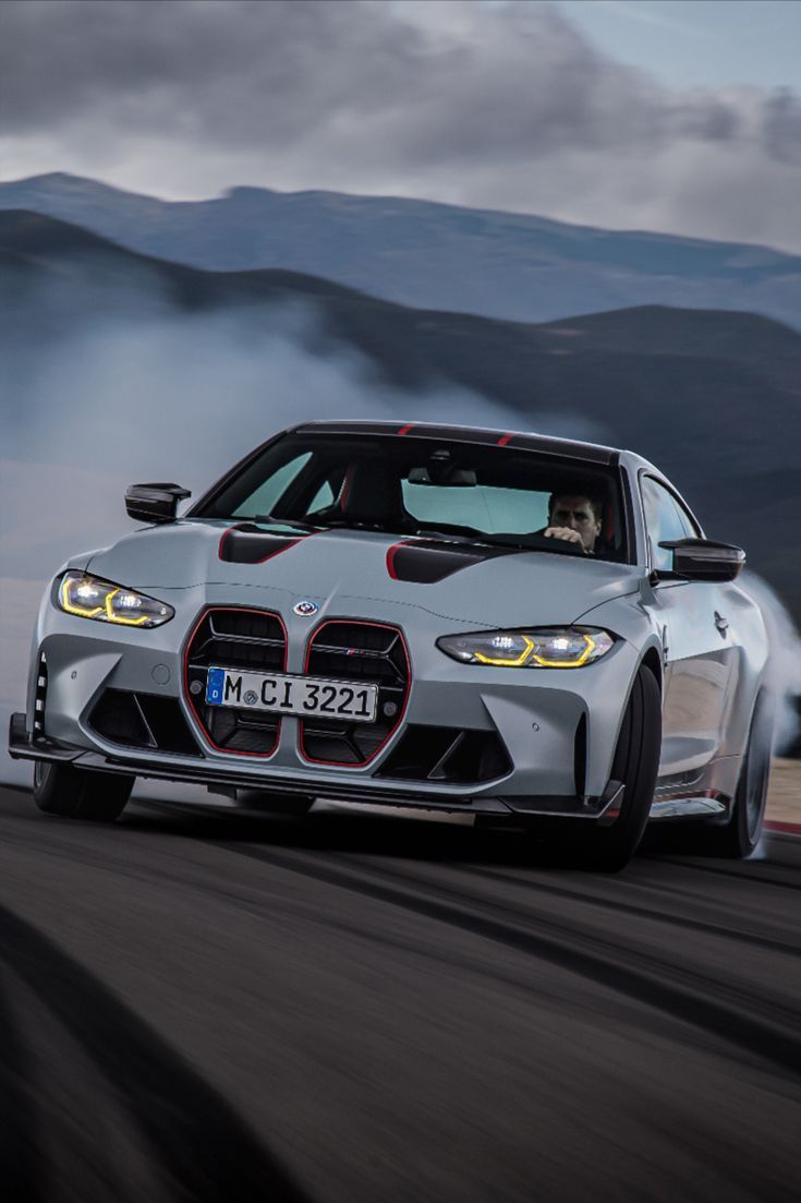 735x1103 The new BMW M4 CSL
