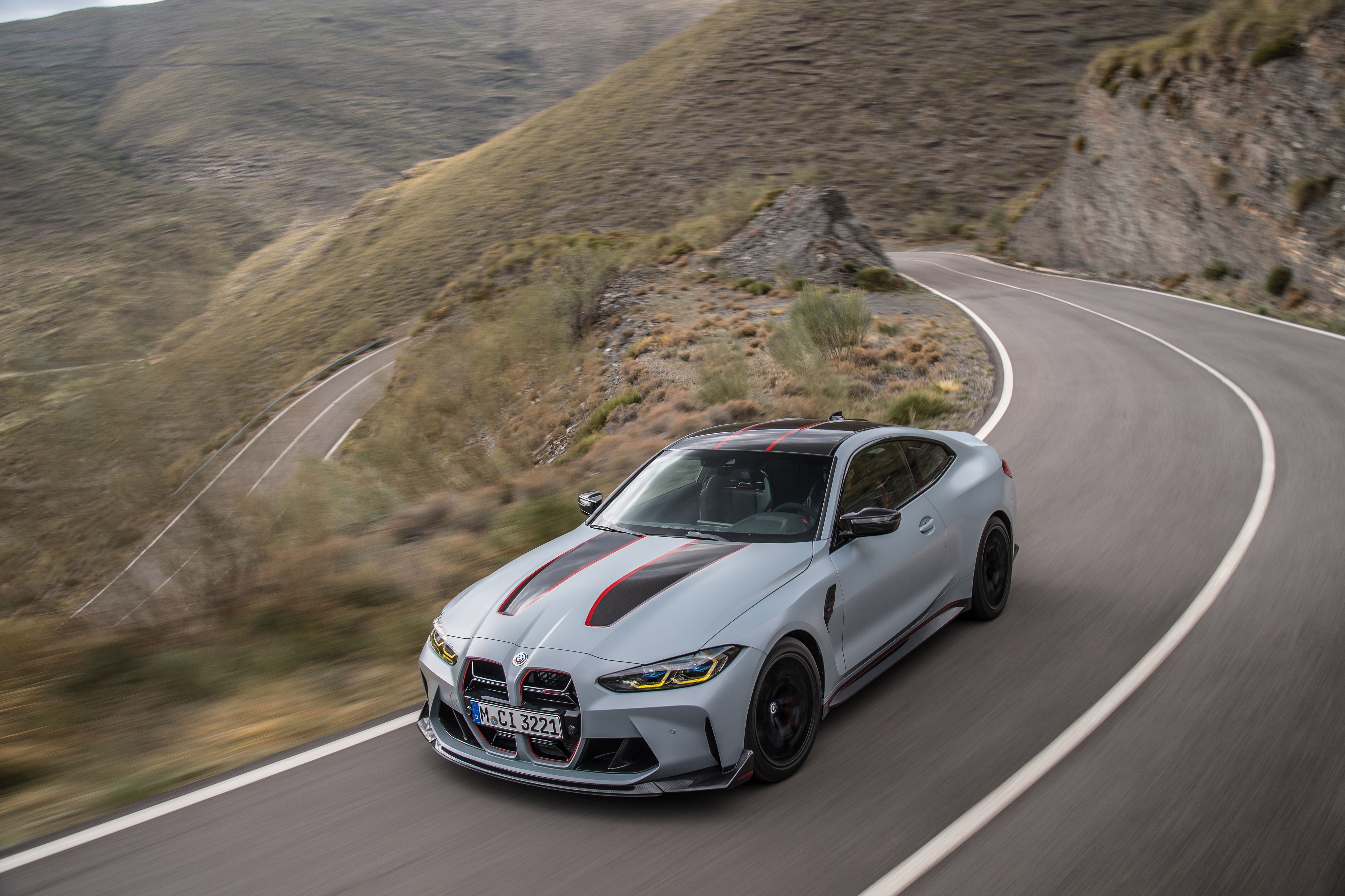 5304x3536 BMW M4 CSL