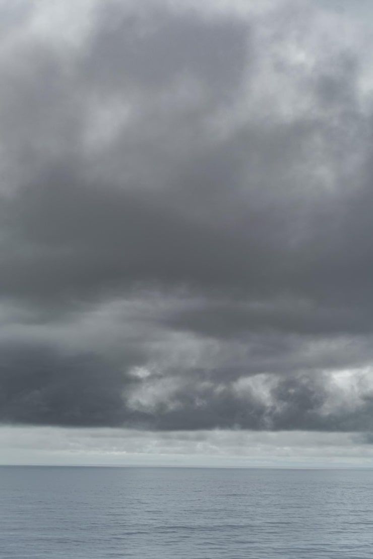 740x1109 Overcast clouds Image